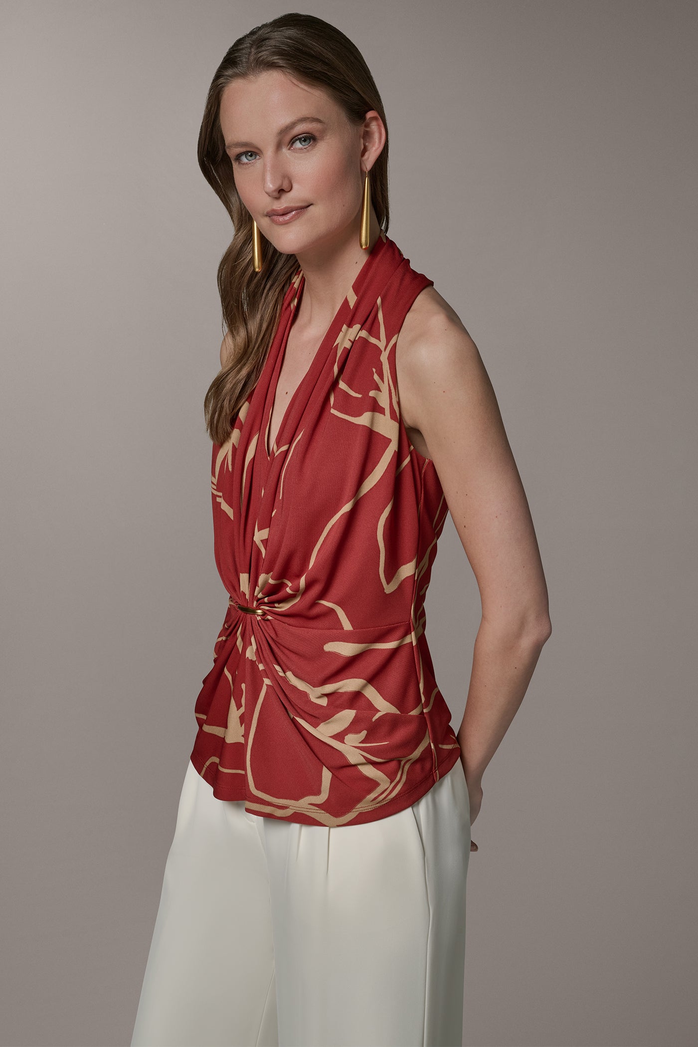 RUCHED V-NECK TOP VIEW 4 | Tops