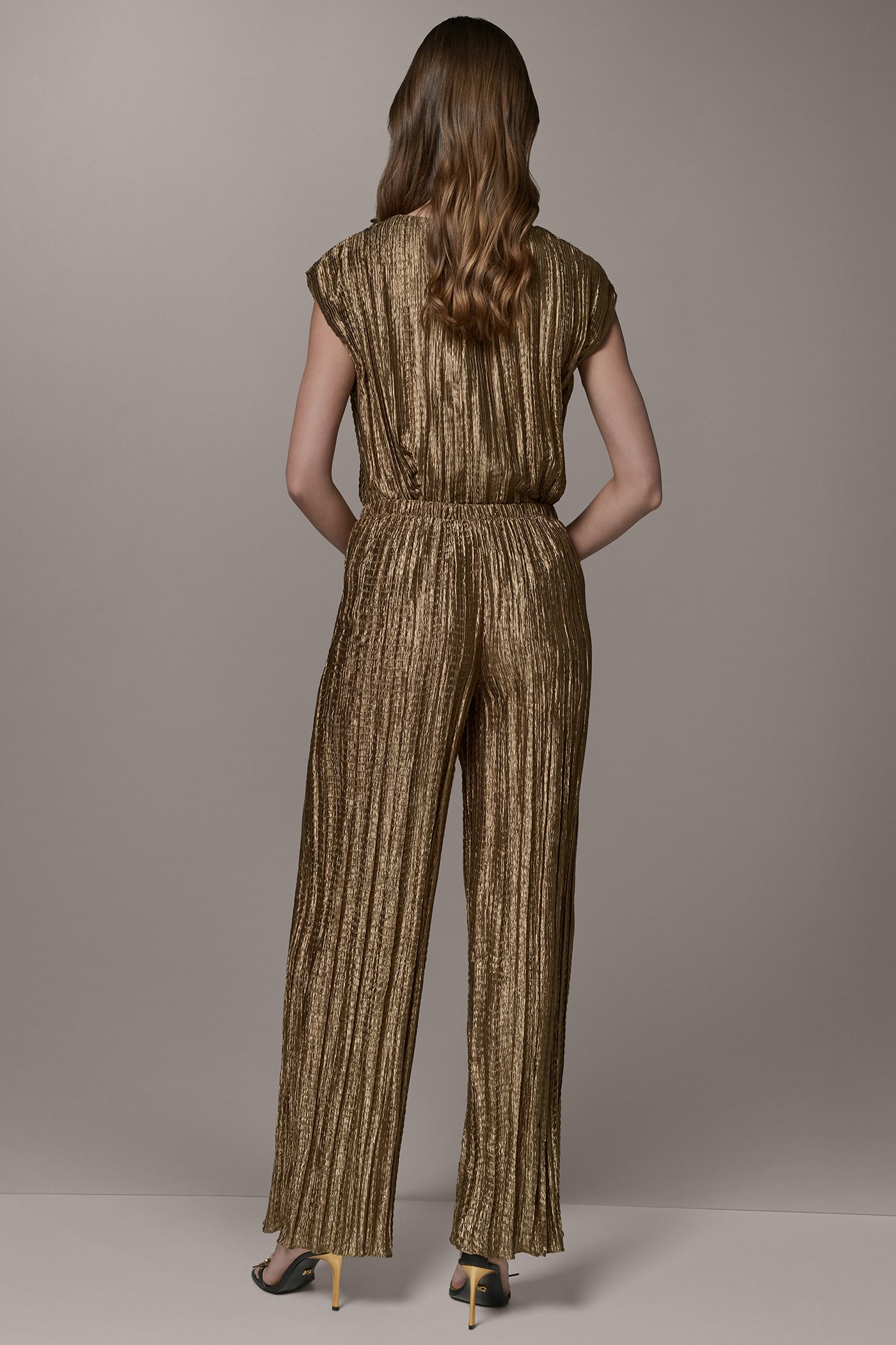 EXTRA HIGH-RISE METALLIC PLEAT WIDE LEG PANT VIEW 7 | Pants