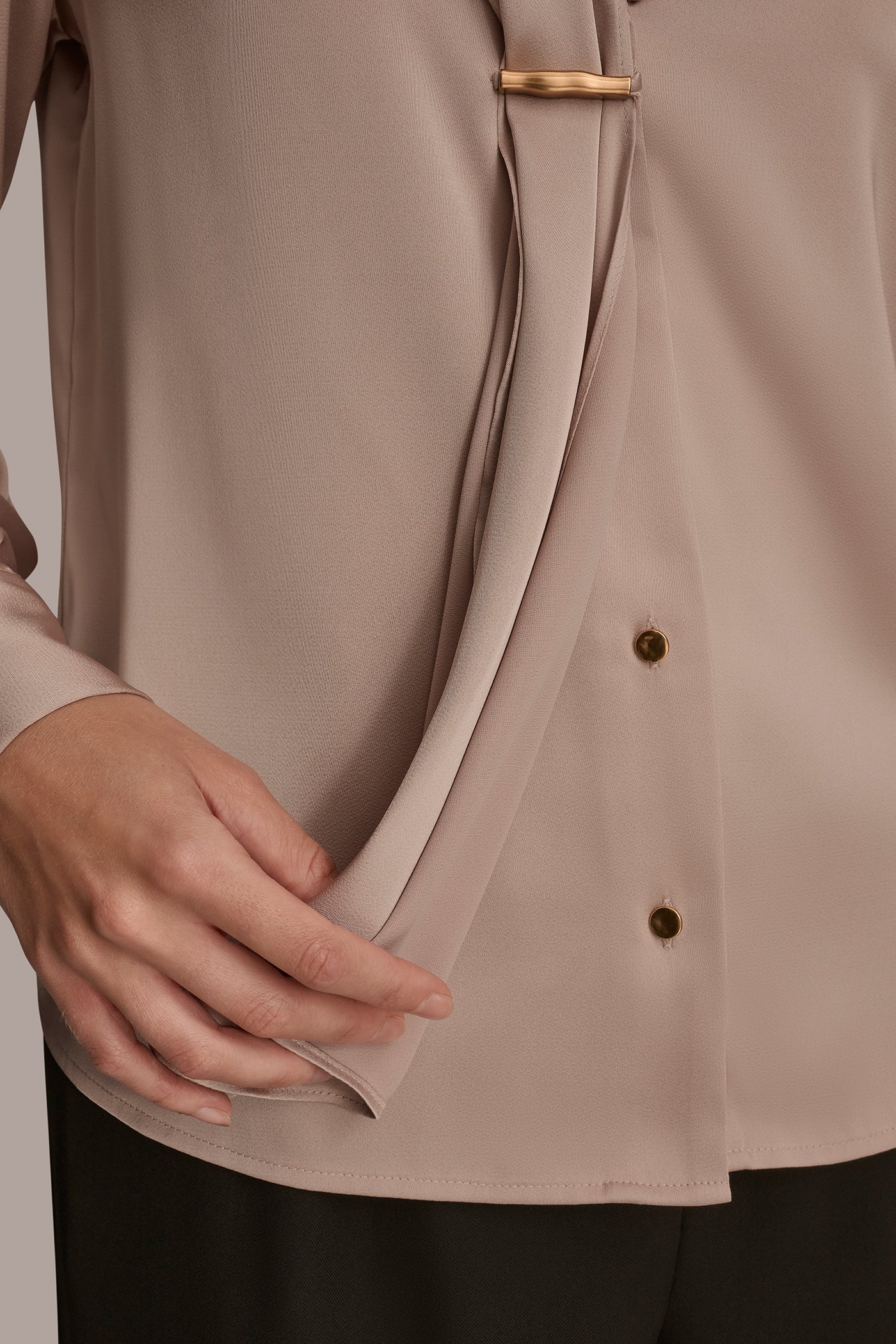 HAMMERED SATIN LONG SLEEVE TOP VIEW 6 | Tops