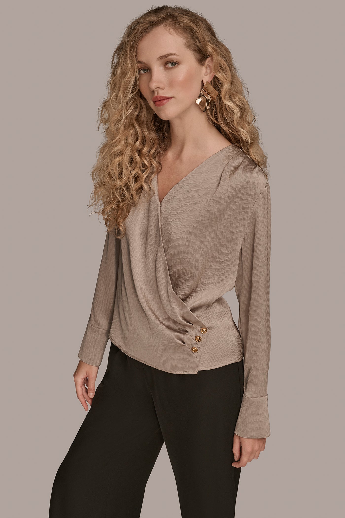 SATIN LONG SLEEVE V-NECK TOP VIEW 3 | Fall Collection