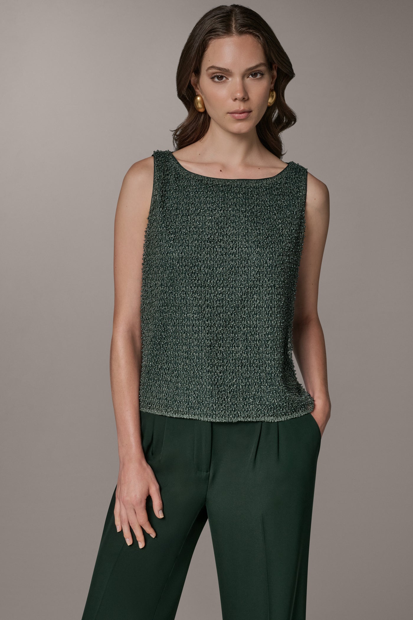 SLEEVELESS PEARL METALLIC BLOUSE