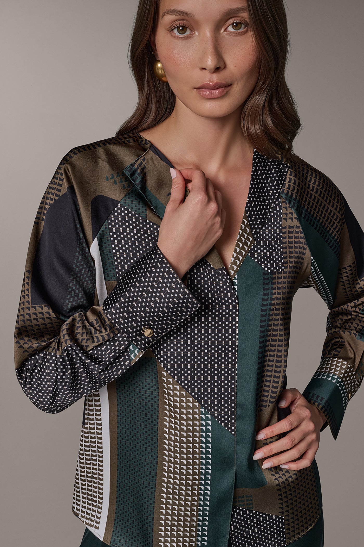 ASYMMETRICAL V-NECK BLOUSE VIEW 5