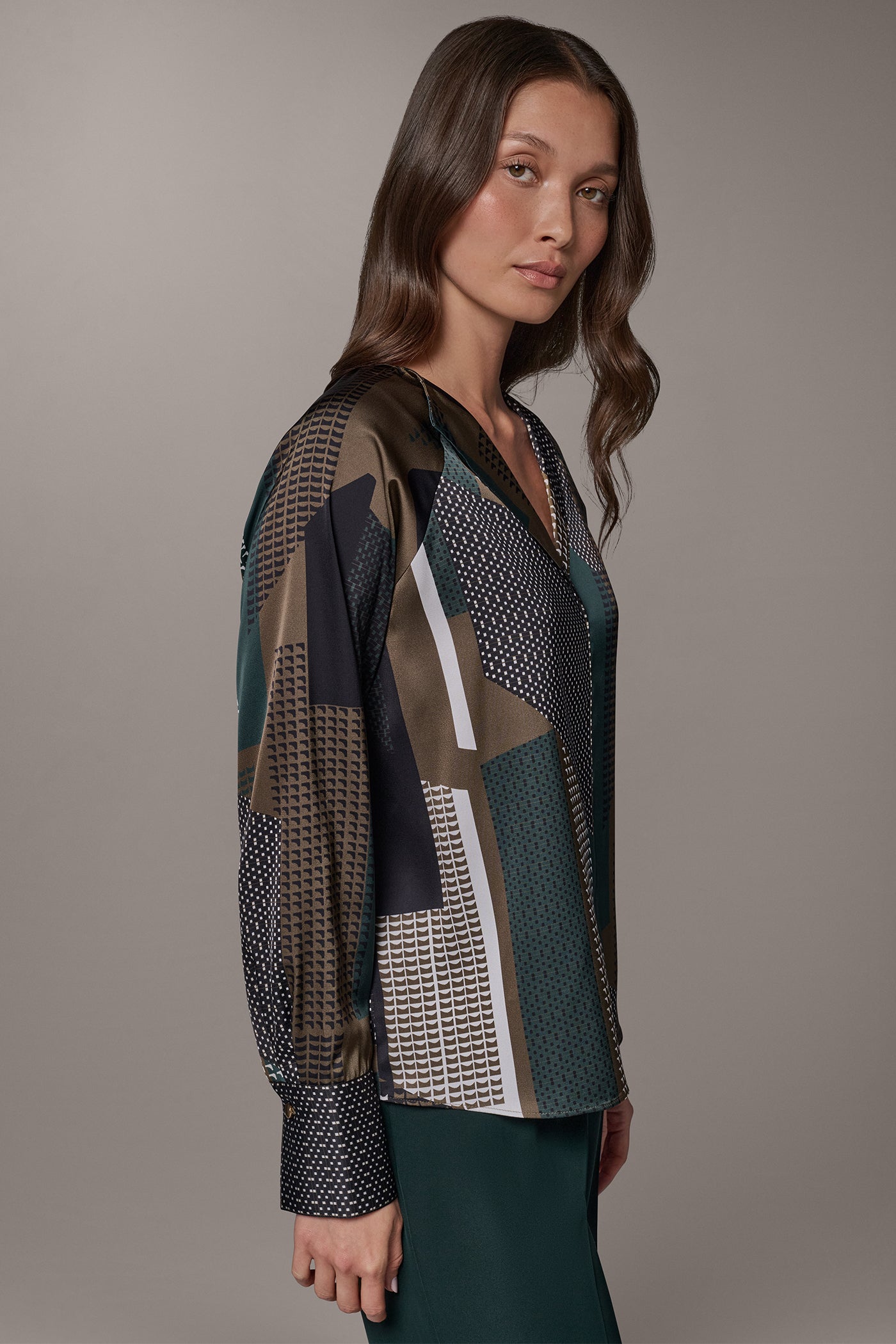 ASYMMETRICAL V-NECK BLOUSE VIEW 4