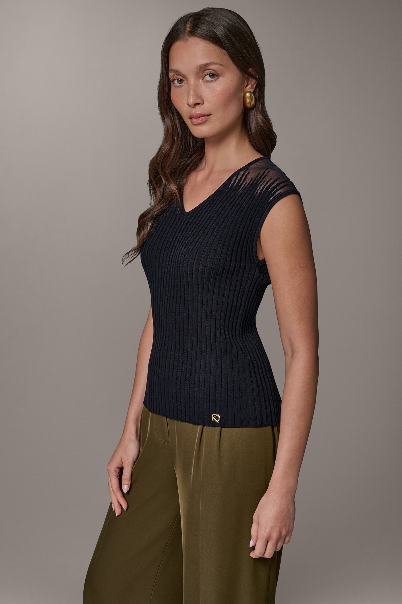 SLEEVELESS ILLUSION SWEATER VIEW 4
