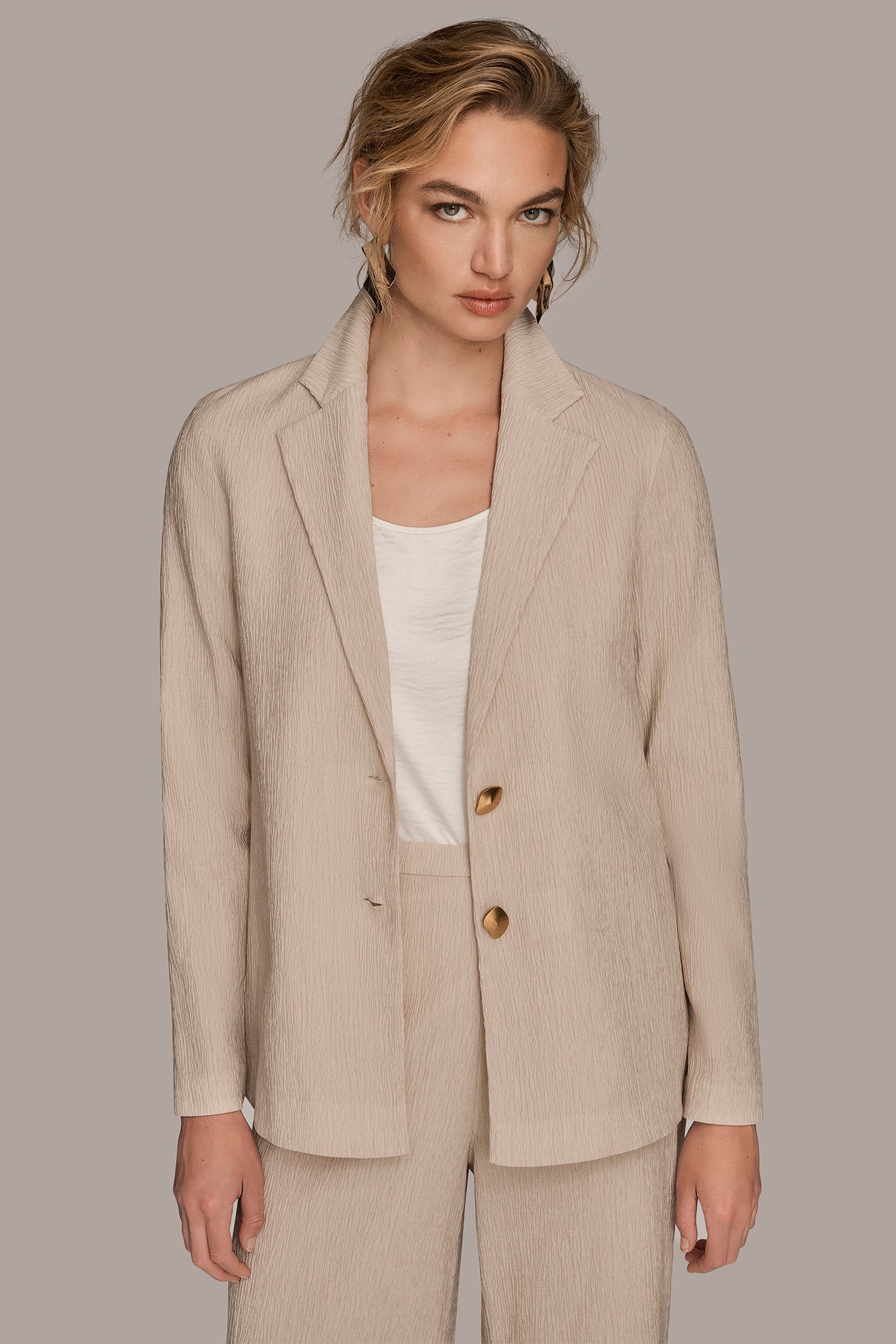 TWO BUTTON BLAZER VIEW 5 | Sale Blazers