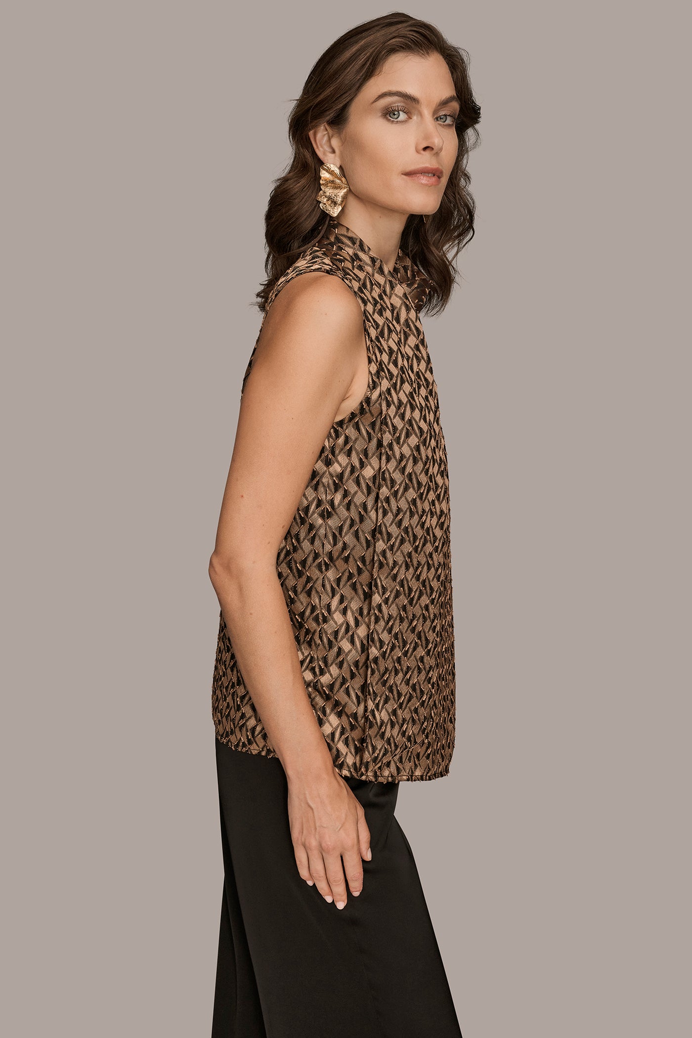 DRAPED GEOMETRIC TOP VIEW 3