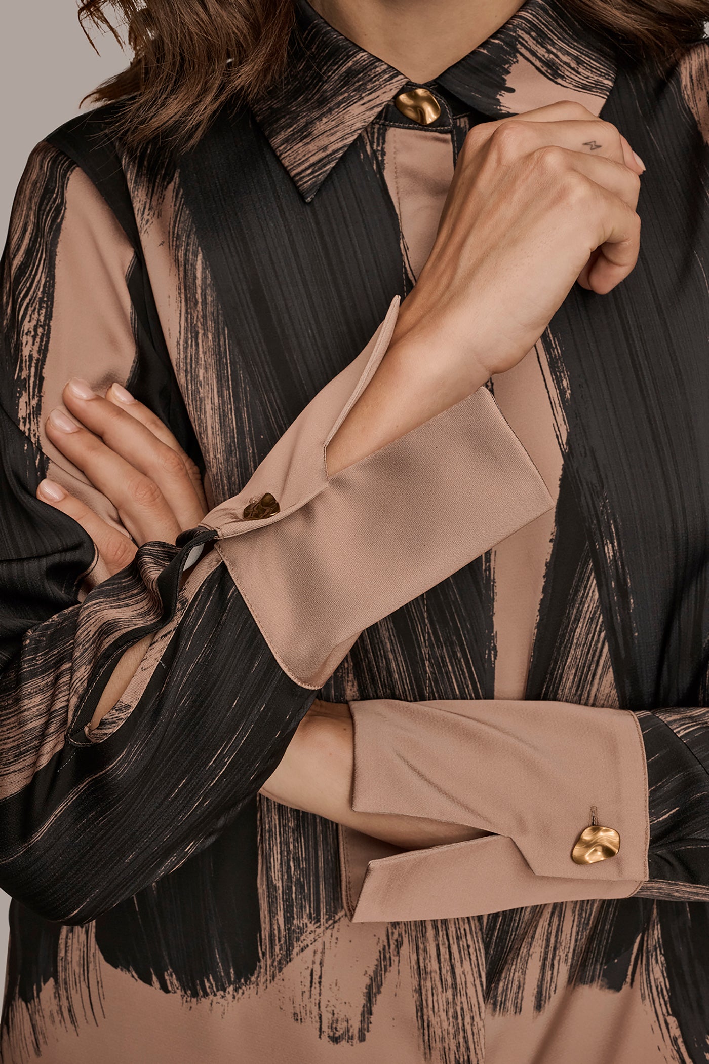 SATIN LONG SLEEVE PRINTED BLOUSE VIEW 5