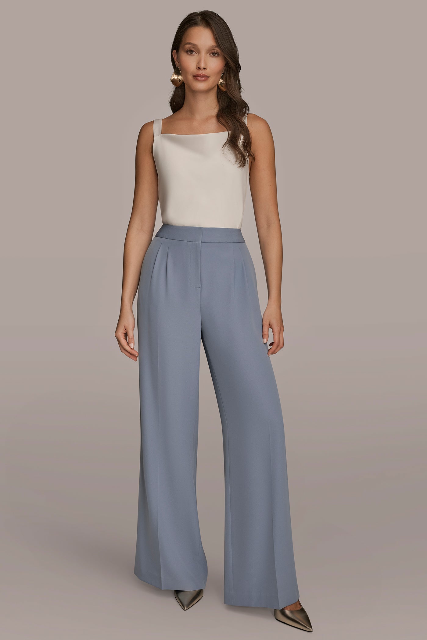 HIGH-RISE PLEATED WIDE-LEG PANT VIEW 5 | Holiday Collection
