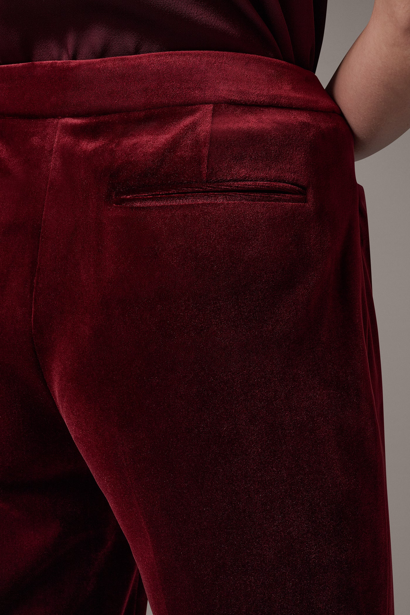 MID-RISE VELVET STRAIGHT-LEG SUIT PANT VIEW 6