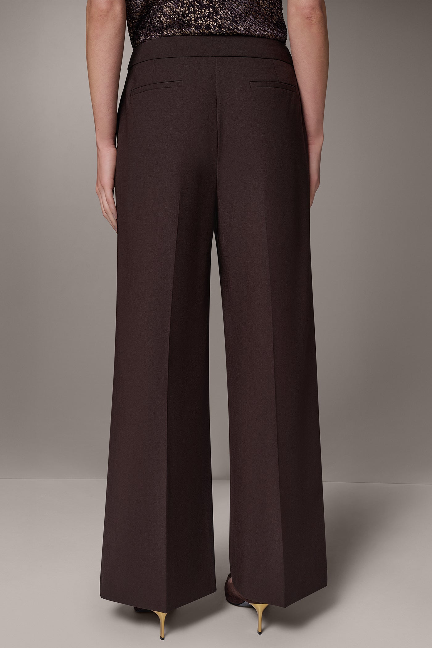 HIGH-RISE PLEATED WIDE-LEG SUIT PANT VIEW 4