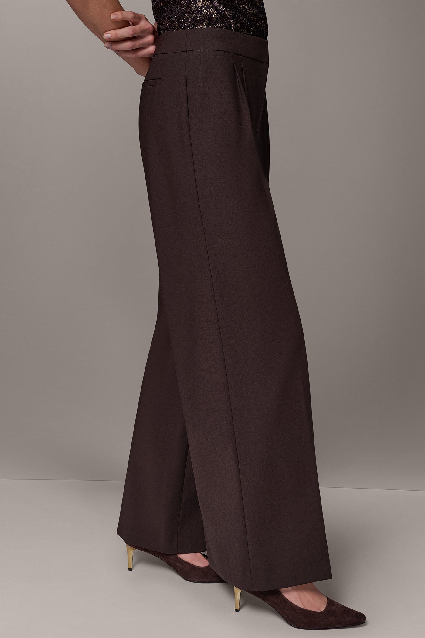 HIGH-RISE PLEATED WIDE-LEG SUIT PANT VIEW 2