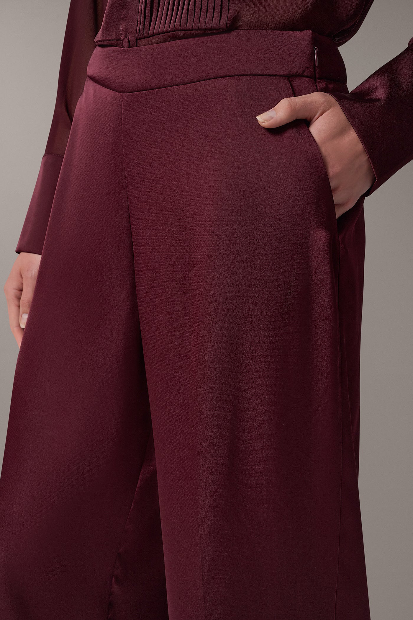 EXTRA HIGH-RISE WIDE LEG PANT VIEW 4