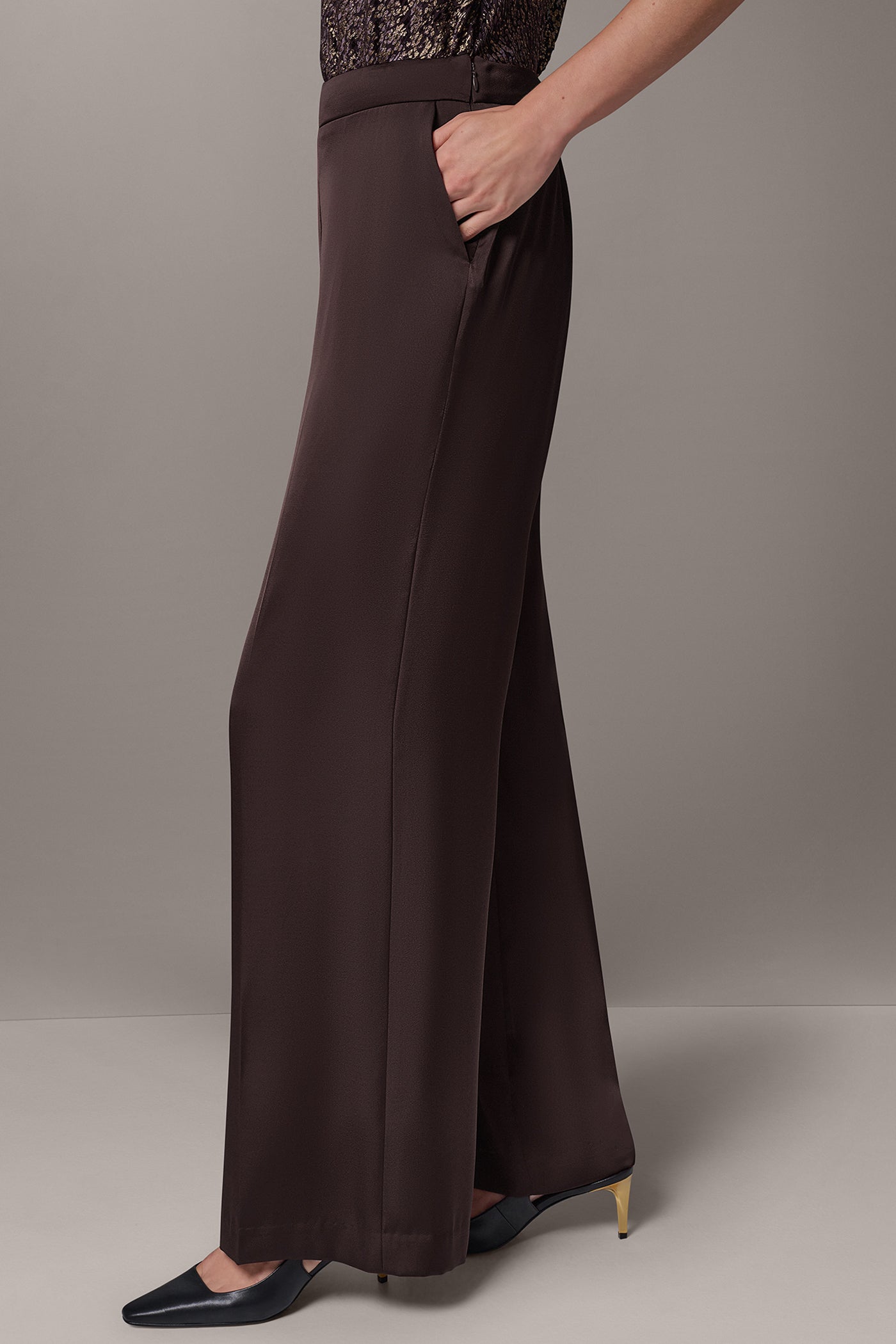 EXTRA HIGH-RISE WIDE LEG PANT VIEW 2