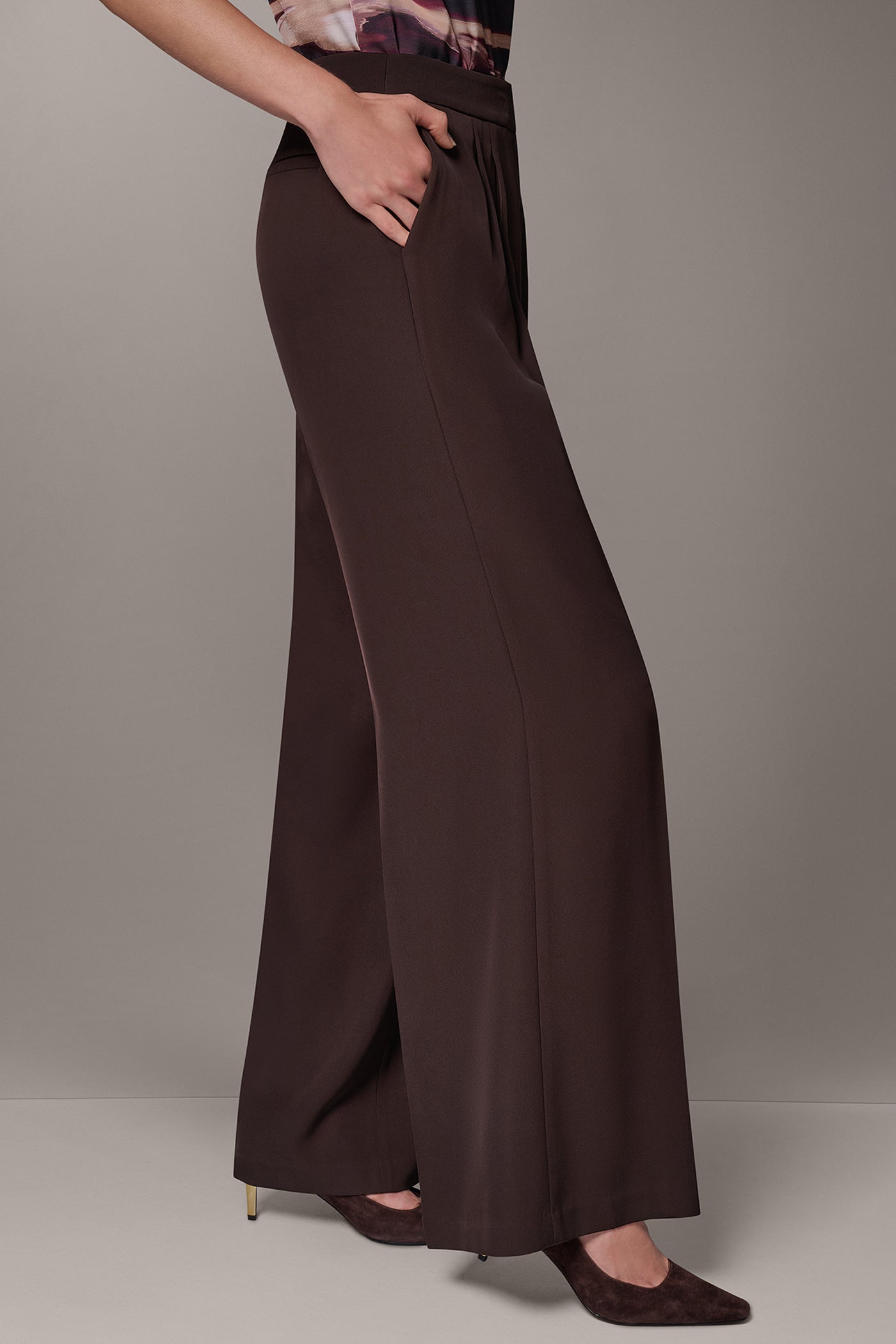 HIGH-WAISTED WIDE-LEG PANT VIEW 2
