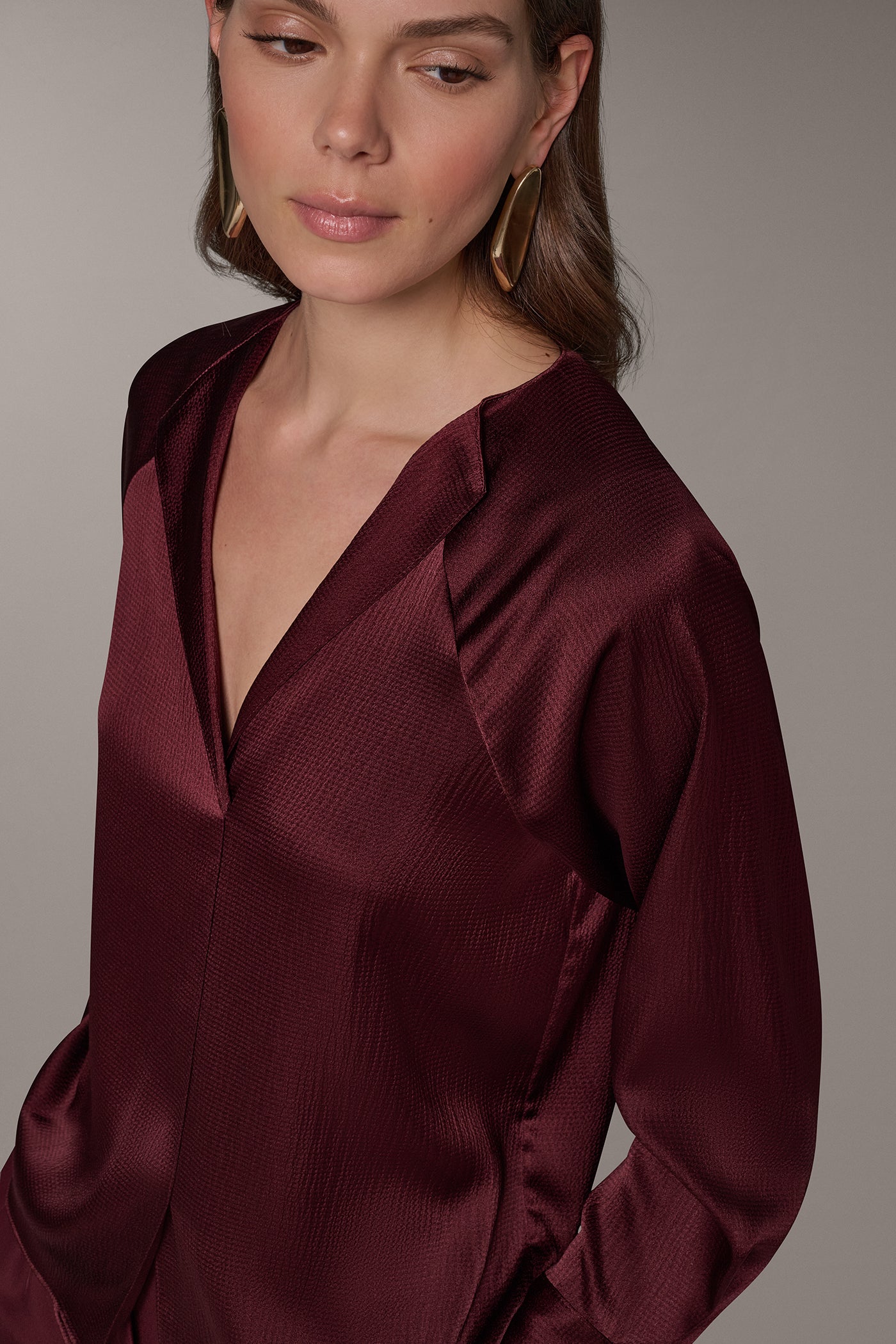 OFF-CENTER V-NECK BLOUSE VIEW 4