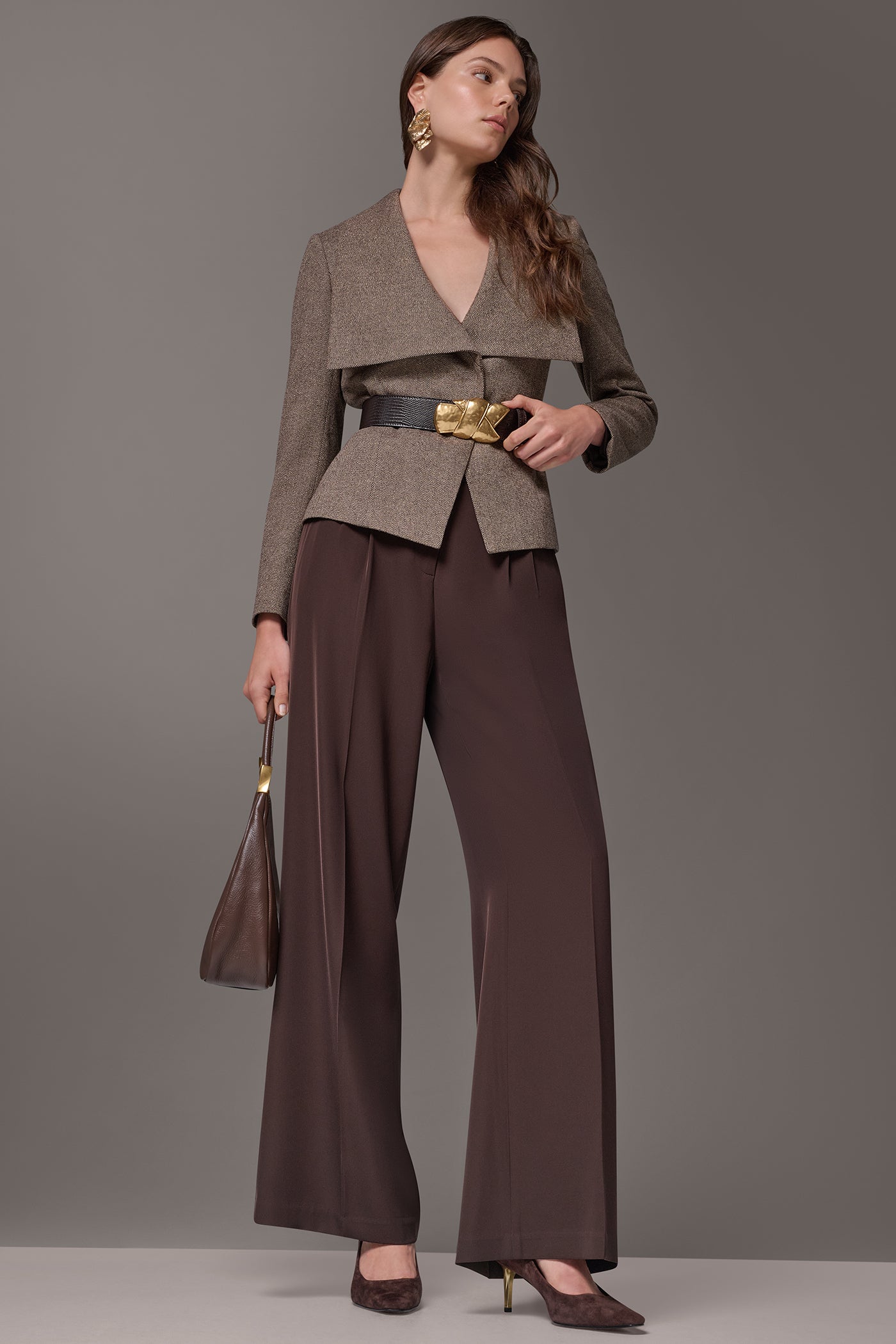WIDE LAPEL BELTEDE BLAZER VIEW 10
