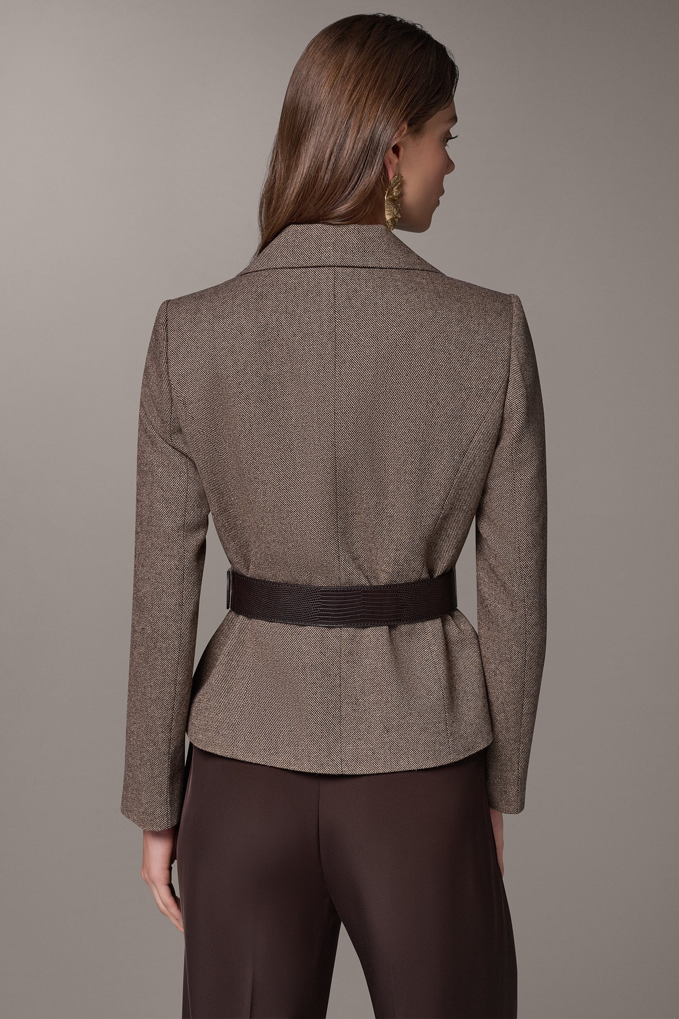 WIDE LAPEL BELTEDE BLAZER VIEW 3
