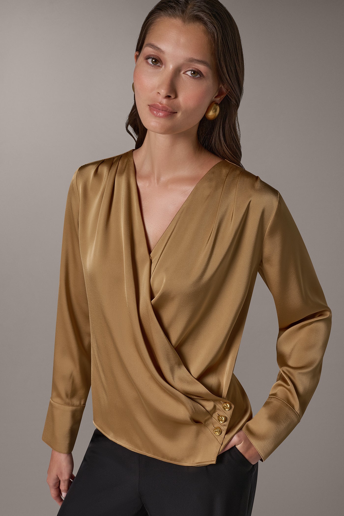 SATIN WRAP-EFFECT V-NECK TOP VIEW 3