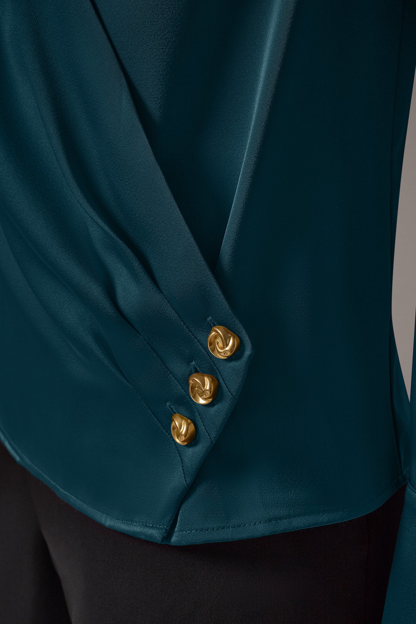 SATIN WRAP-EFFECT V-NECK TOP VIEW 8