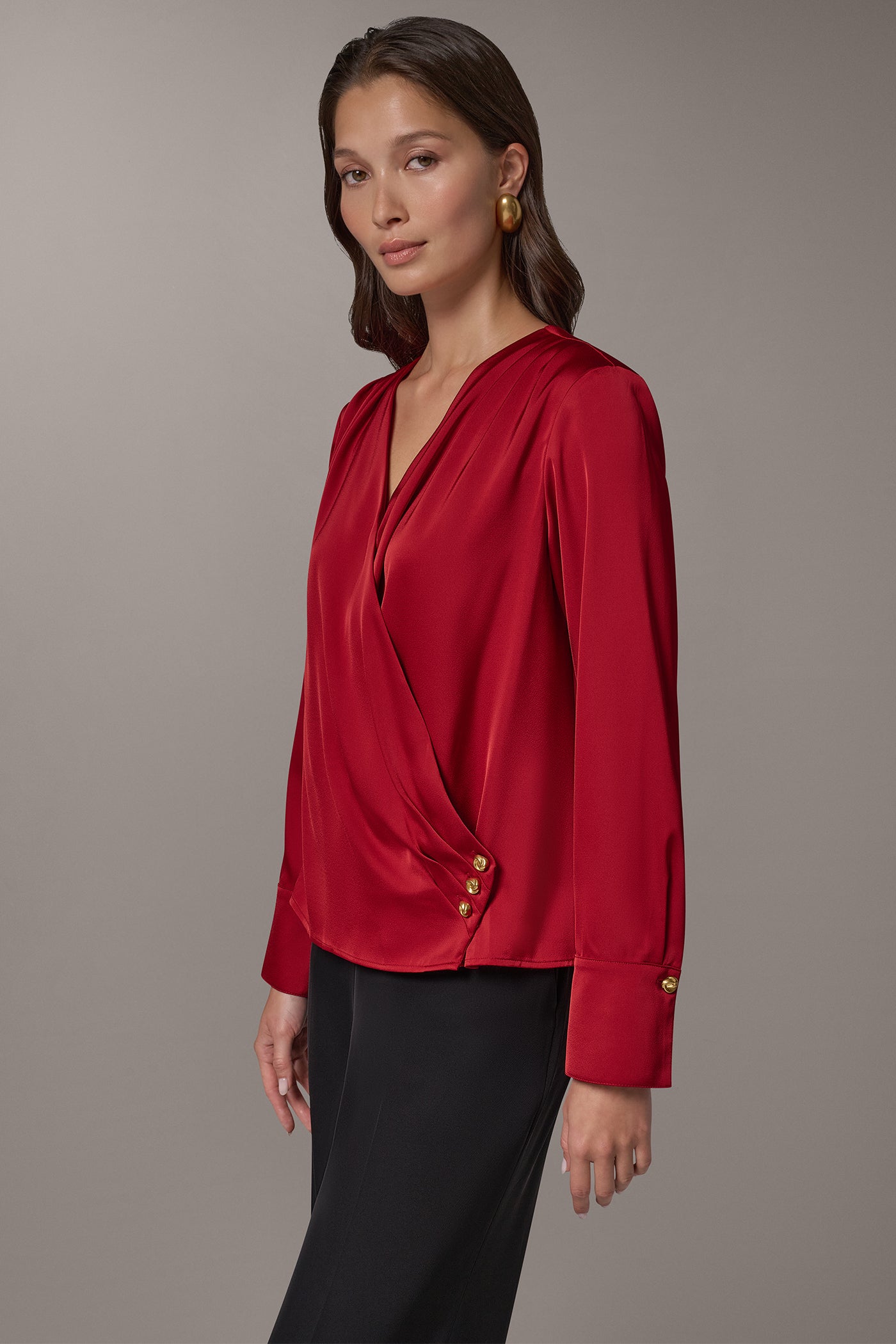 SATIN WRAP-EFFECT V-NECK TOP VIEW 3