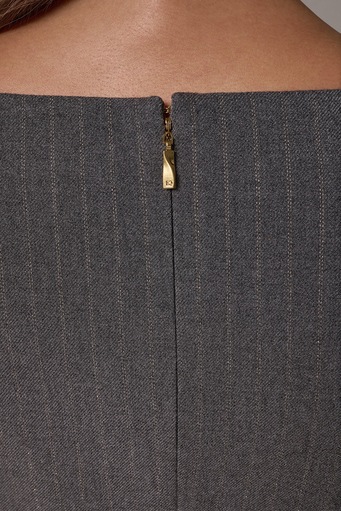 ASYMMETRIC PINSTRIPED TOP VIEW 5