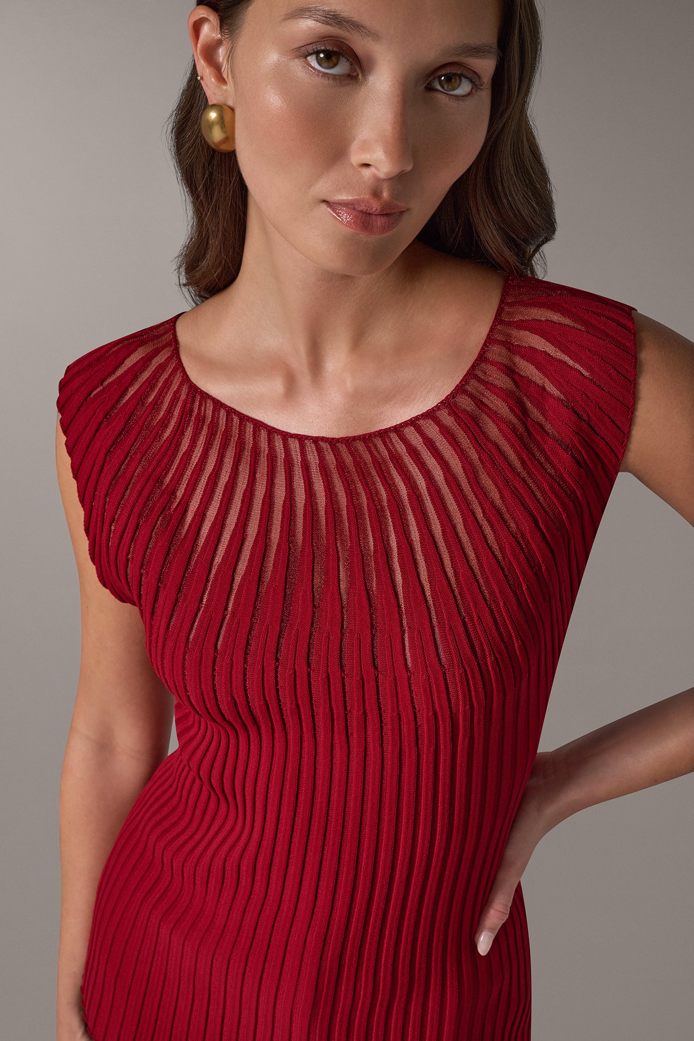 RIBBED SLEEVLESS SWEATER VIEW 2 | New Arrivals