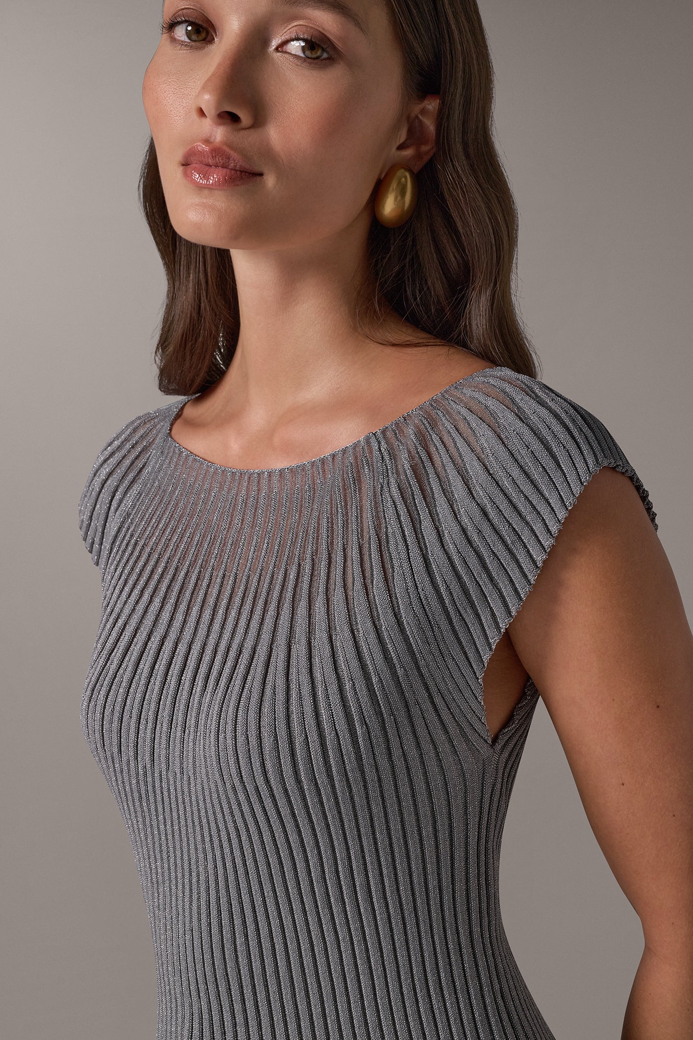 RIBBED SLEEVLESS SWEATER VIEW 2 | New Arrivals