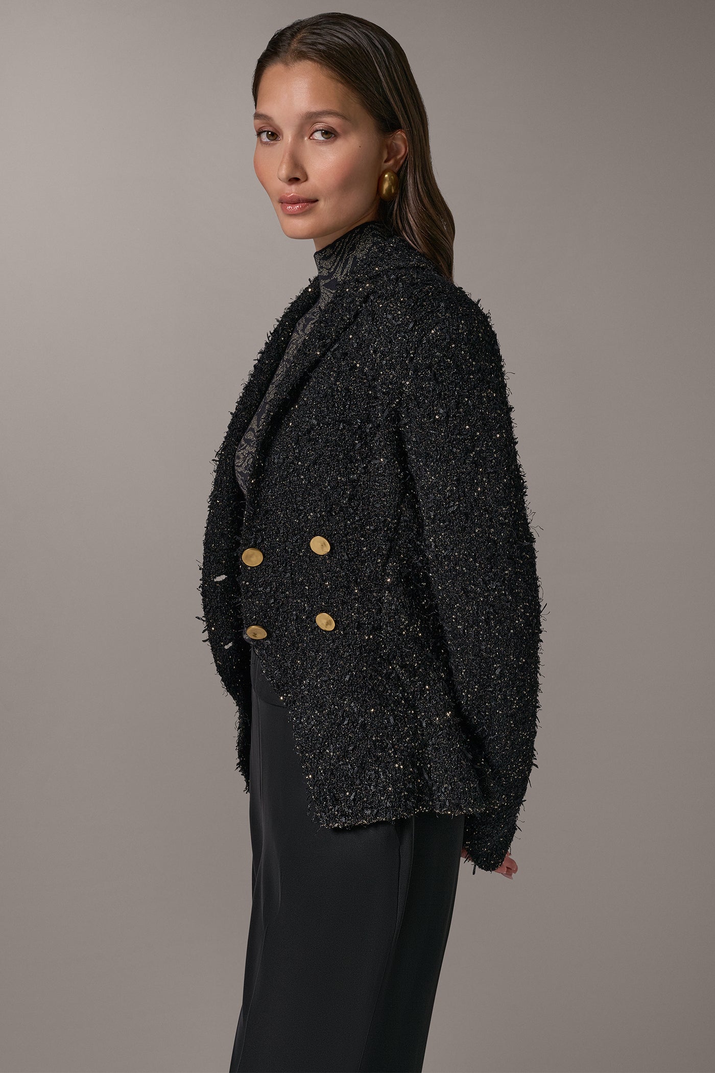 CROPPED BOUCLÉ DOUBLE BREASTED BLAZER VIEW 3