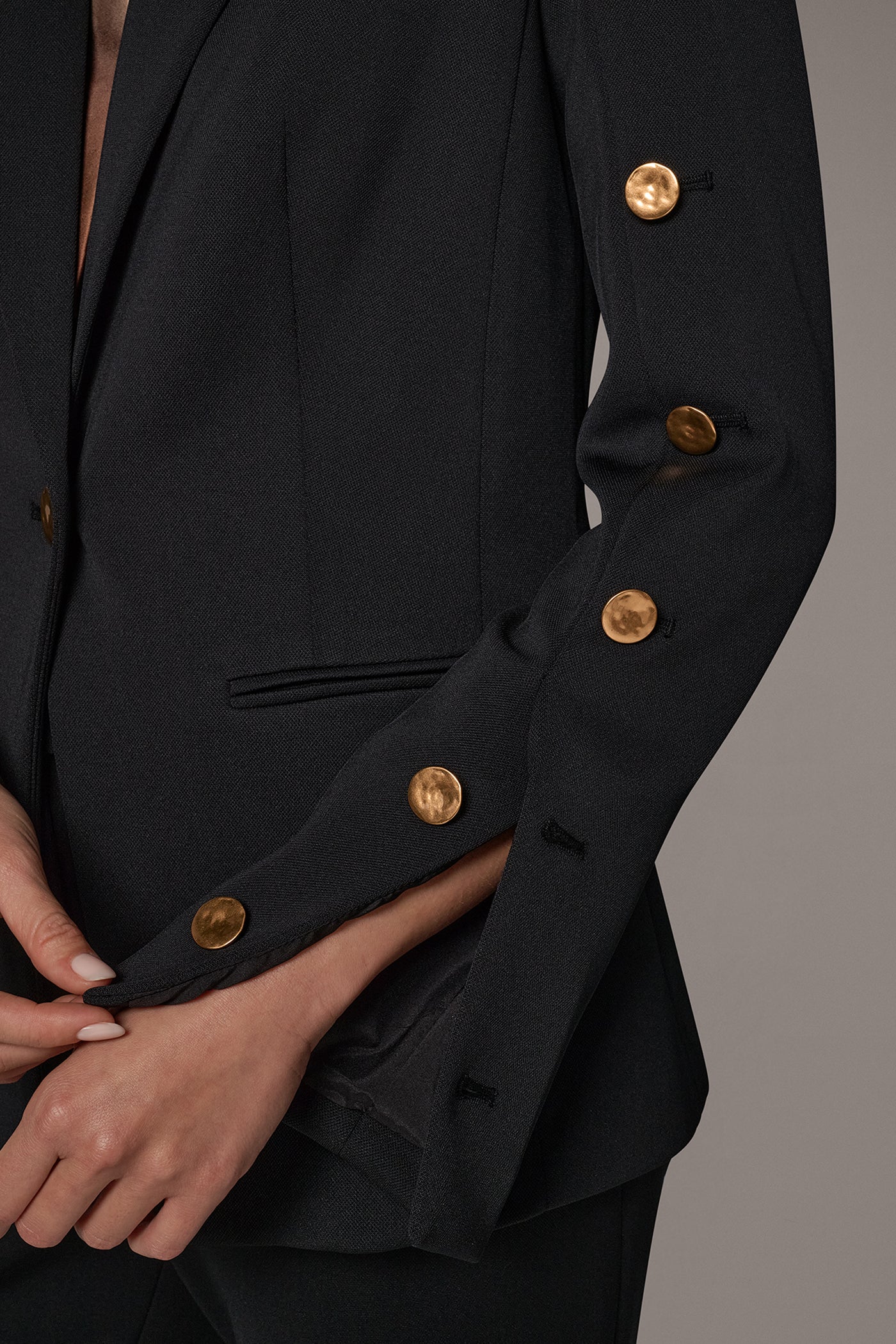 GOLD BUTTON SLEEVE SUIT BLAZER VIEW 6