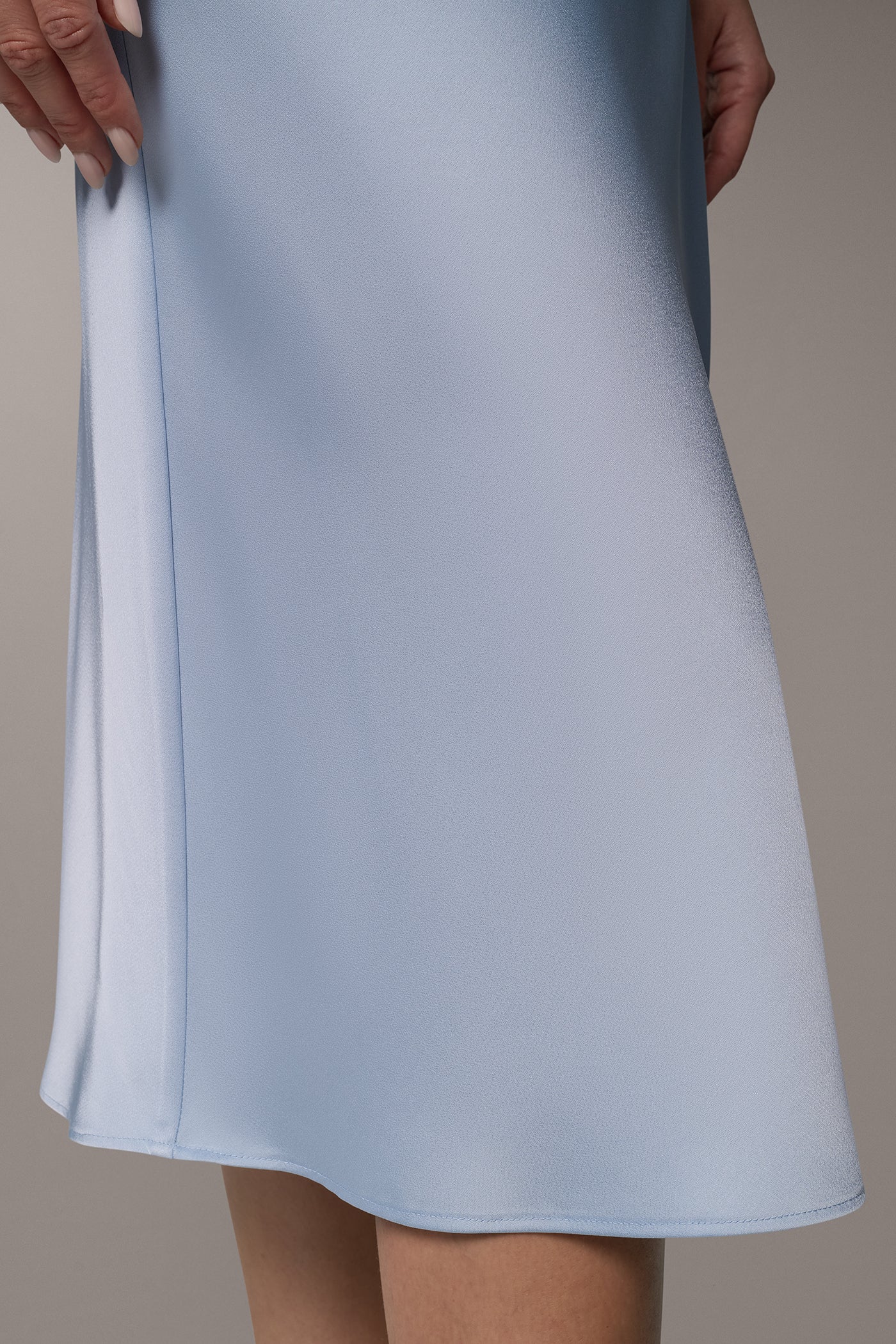 BIAS MIDI SKIRT VIEW 4 | Clothing