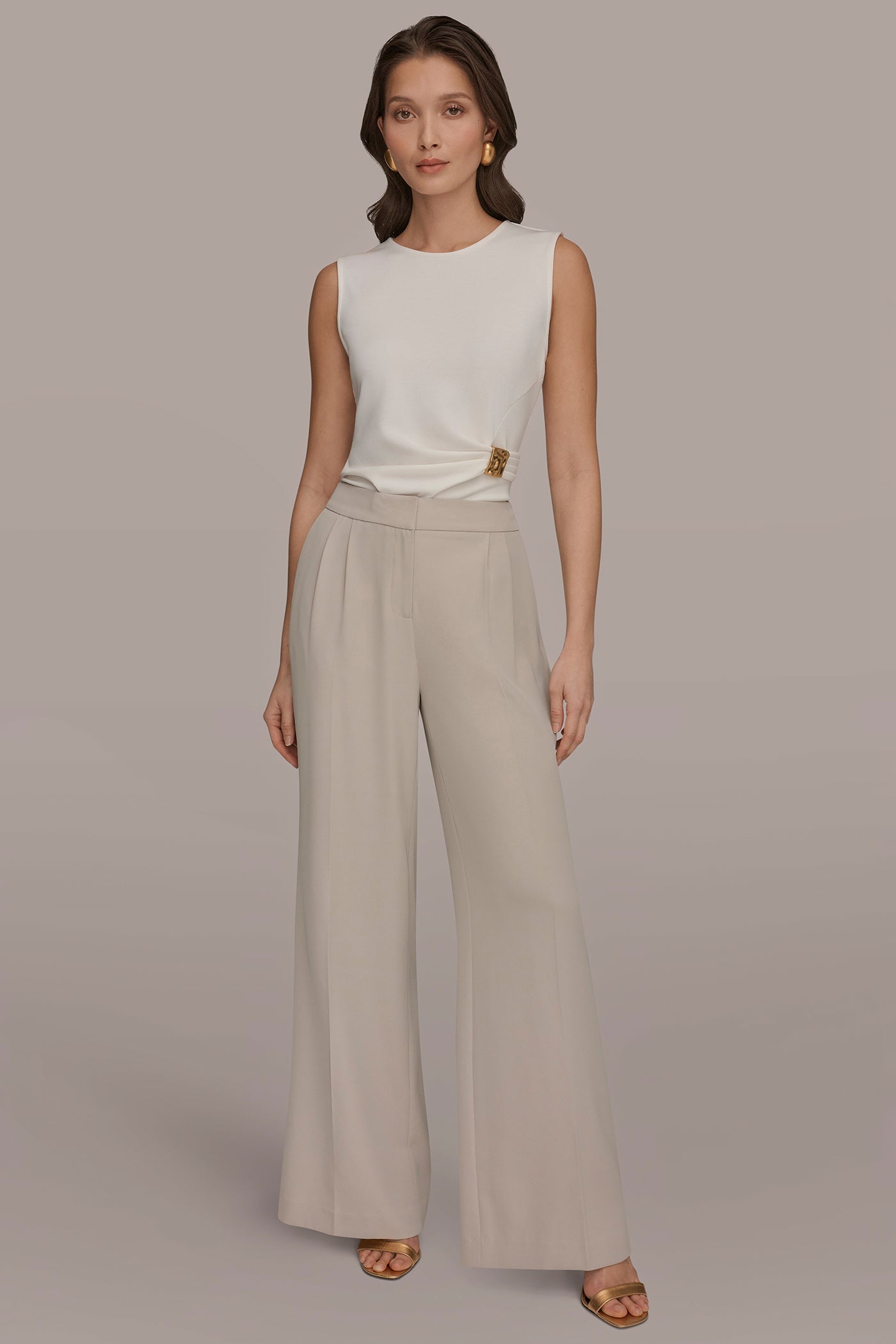 MID-RISE PLEATED WIDE-LEG SUIT PANT VIEW 5 | Pants