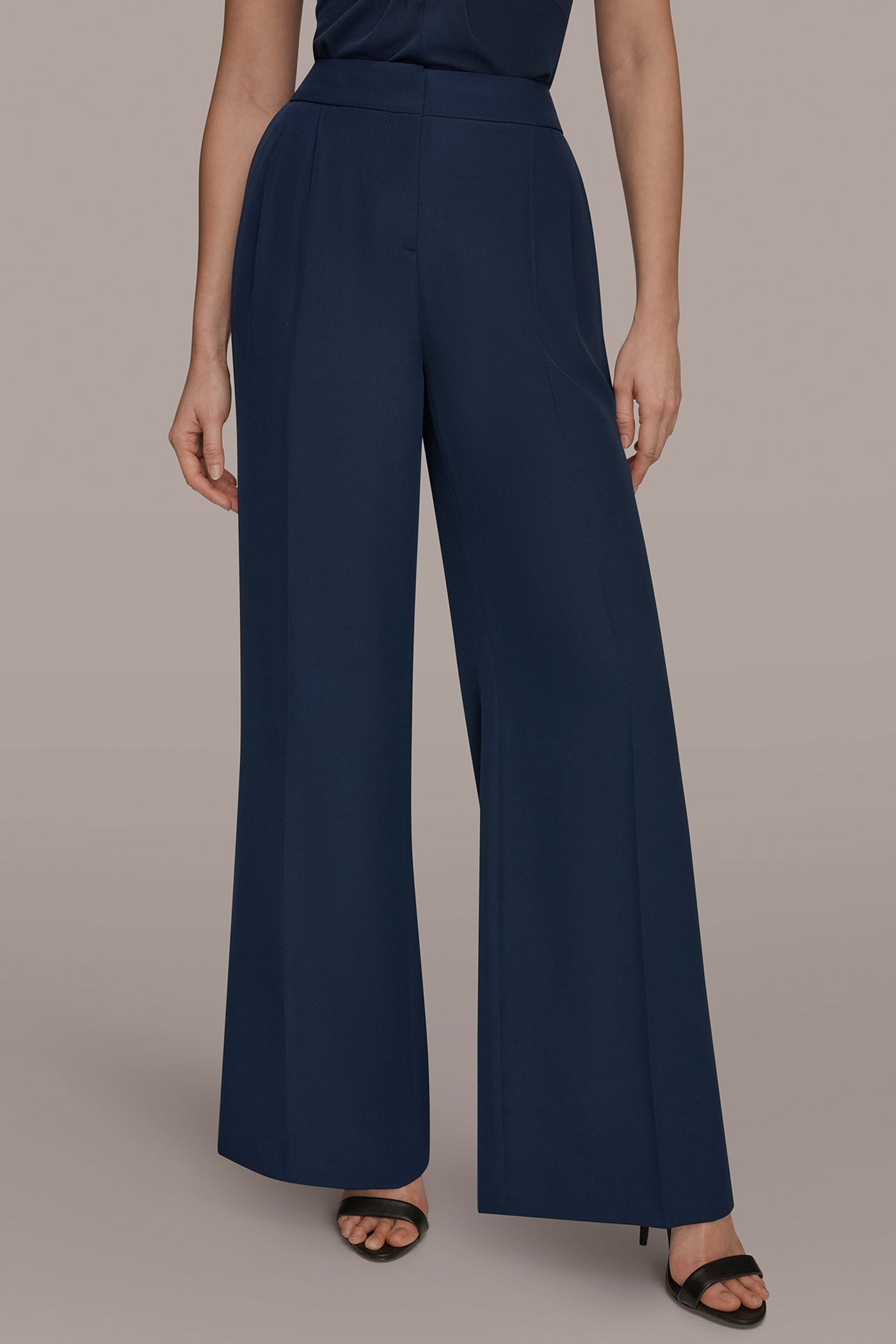 MID-RISE PLEATED WIDE-LEG SUIT PANT | View 1 | Pants
