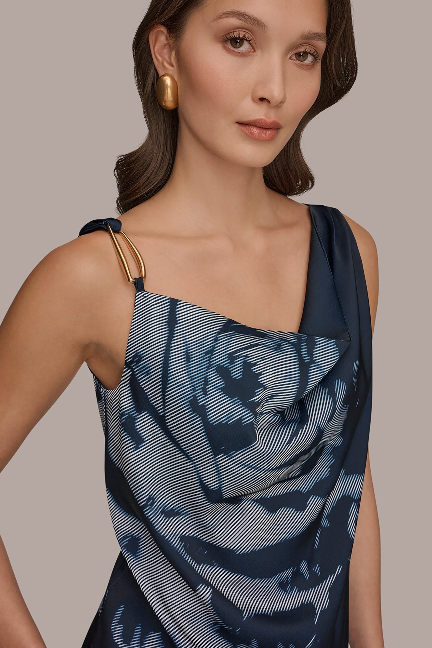 CAMI SHOULDER TRIM VIEW 4 | Tops