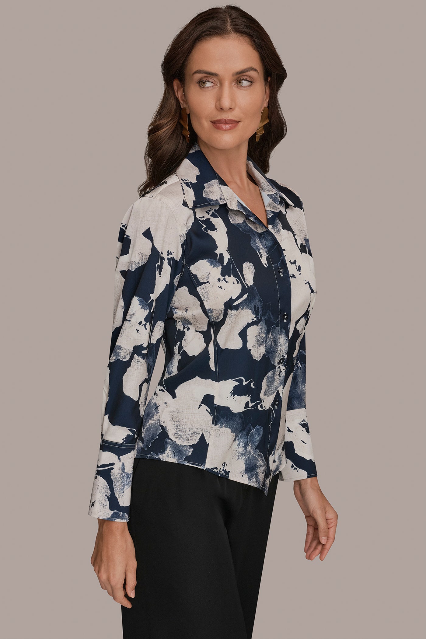 FLORAL PRINT HIGH-LOW BLOUSE VIEW 3 | Suits and Separates