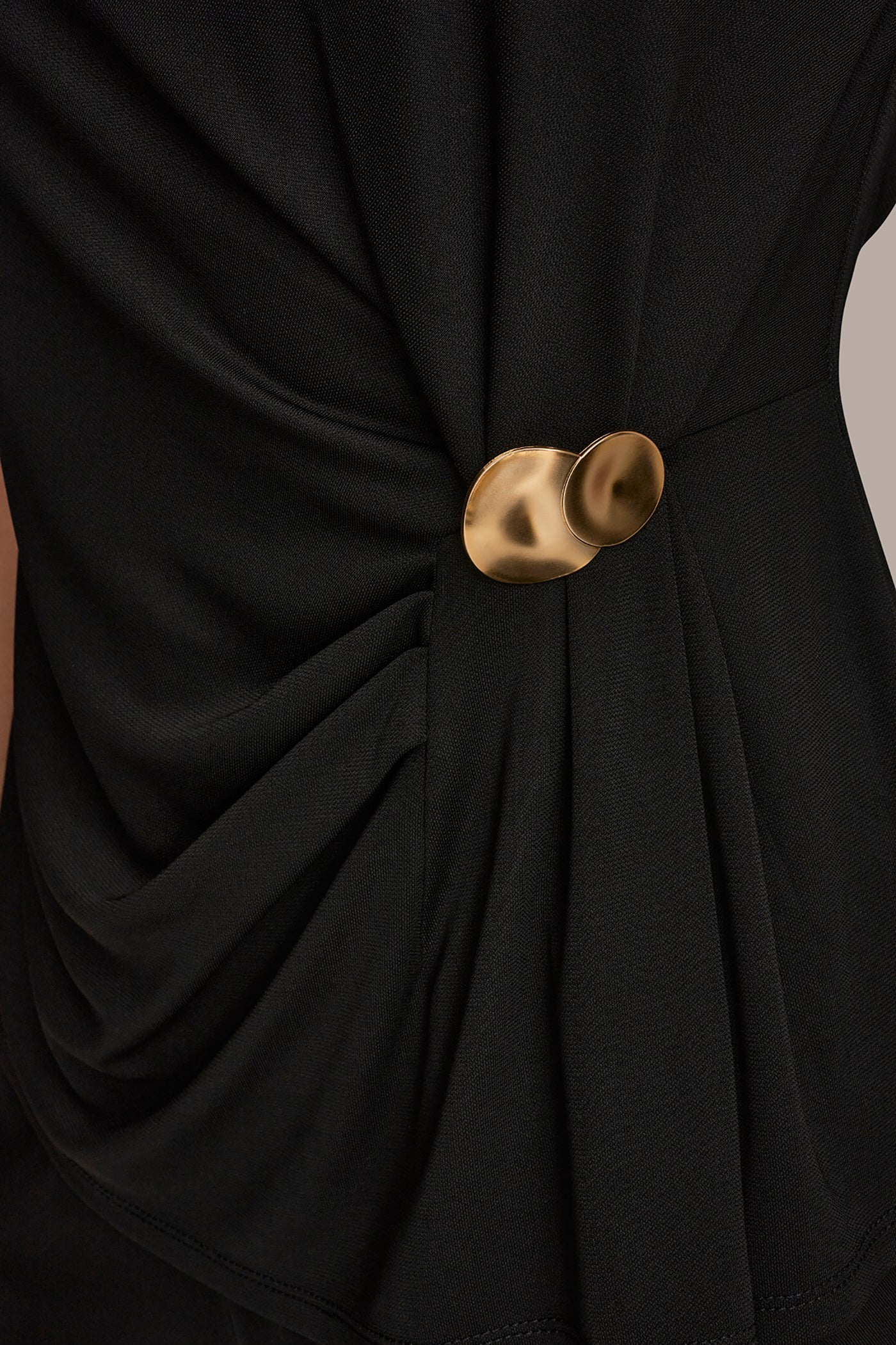 V-NECK TOP VIEW 5 | Tops