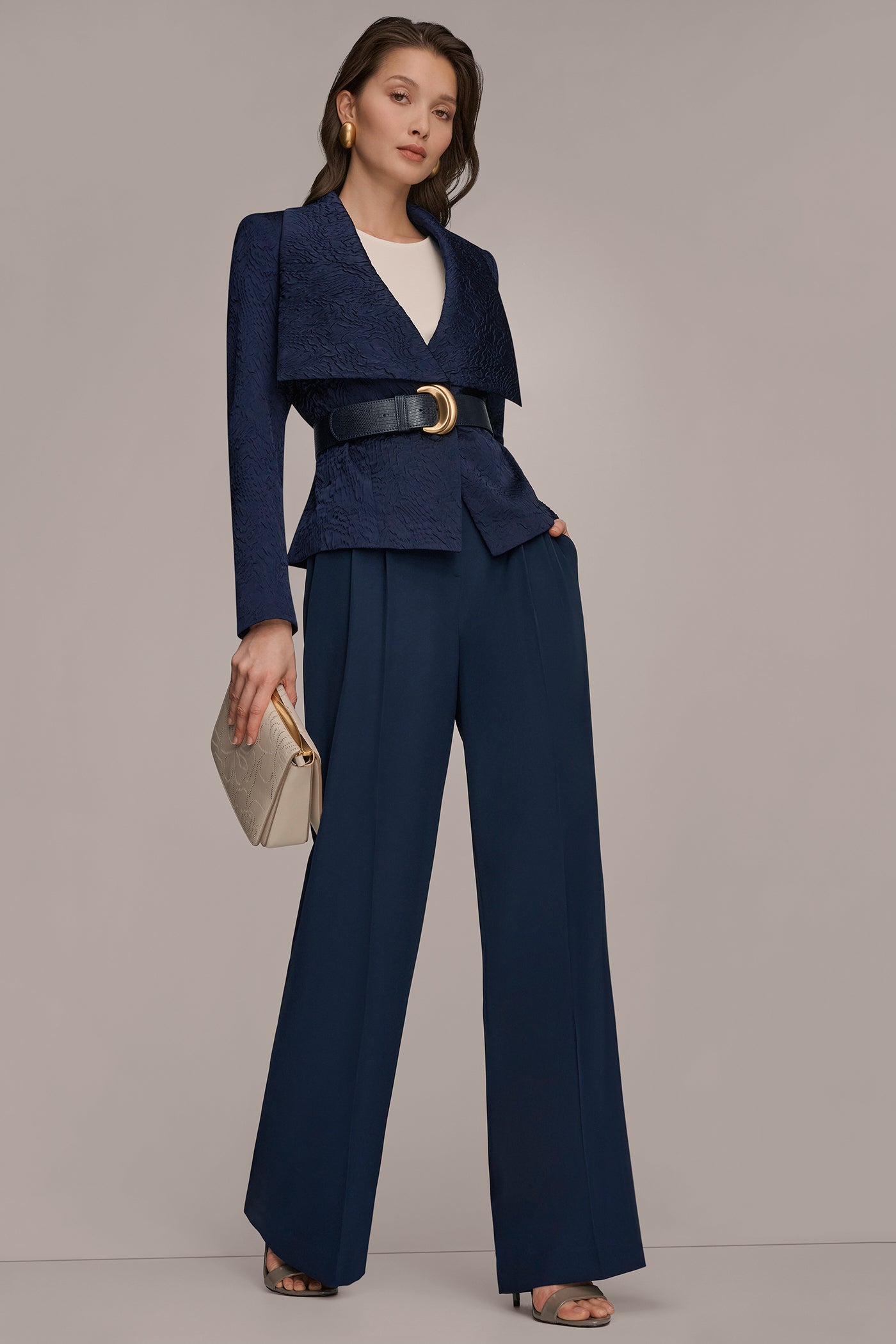 CRINKLE JACQUARD CROPPED BLAZER VIEW 6 | Blazers & Vests