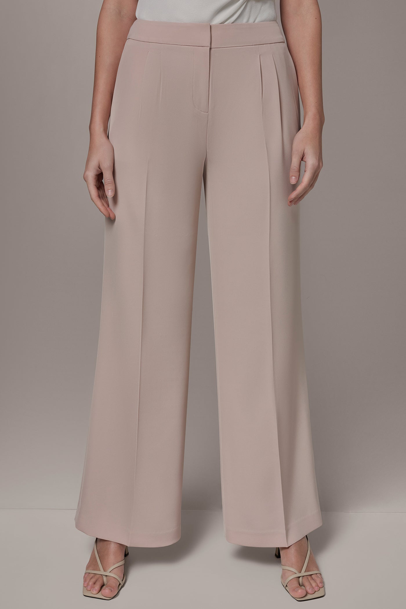 MID-RISE PLEATED WIDE-LEG SUIT PANT | View 1 | Pants