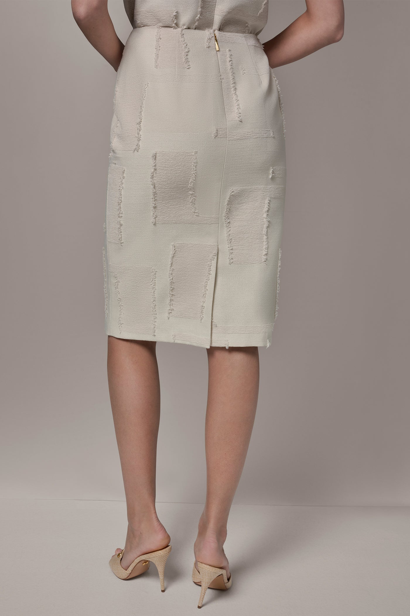 NOVELTY PENCIL SKIRT | View 2 | Grace Edit