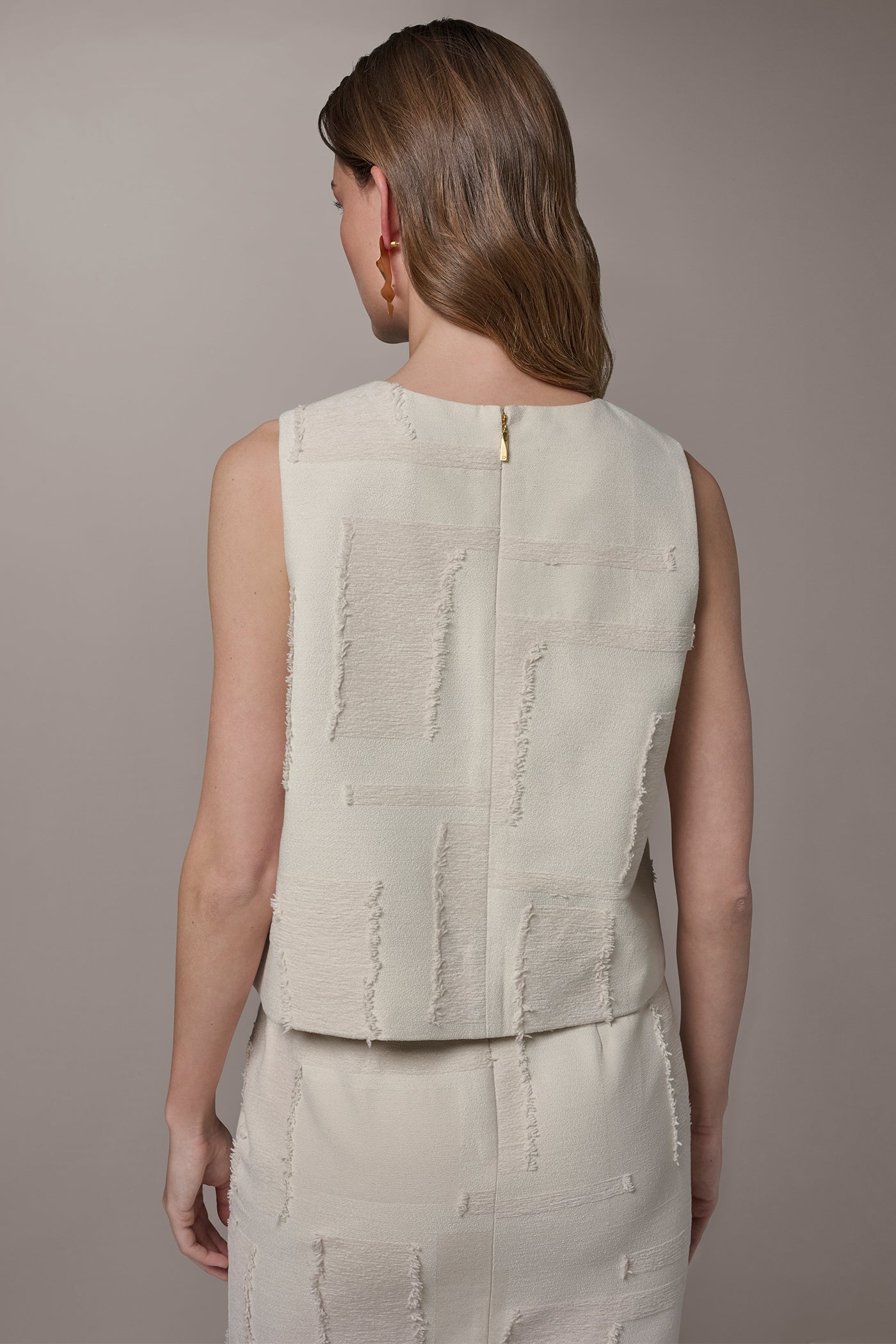 TEXTURED SHELL | View 2 | Grace Edit