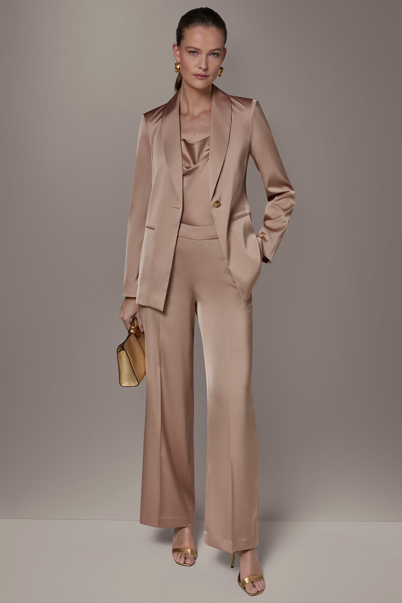 CHARMEUSE SHAWL COLLAR ONE BUTTON VIEW 8