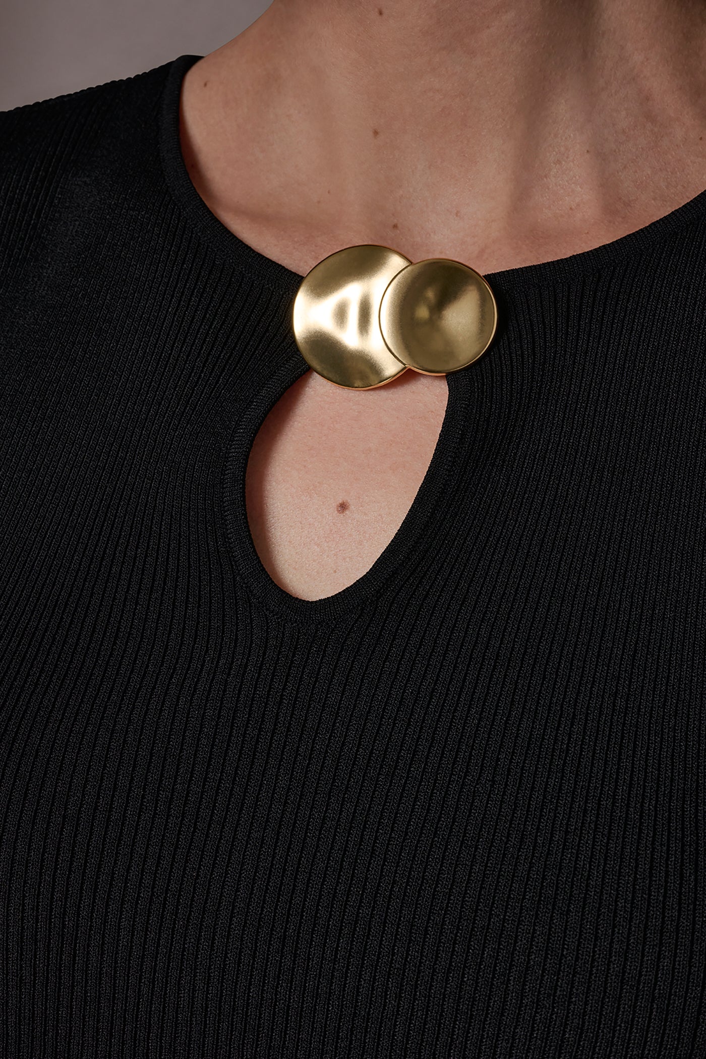 KEYHOLE RIBBED SWEATER TANK VIEW 5 | New clothing