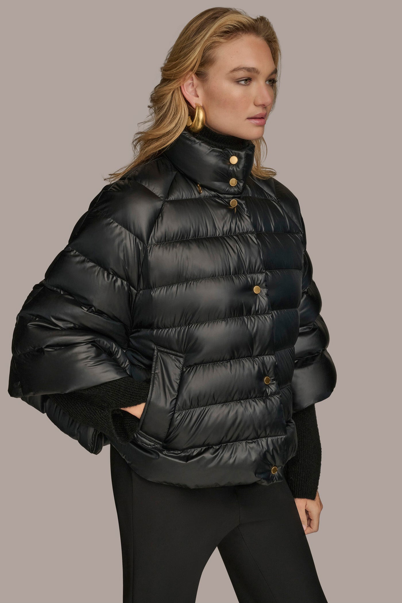 PUFFER CAPE VIEW 3 | Coats & Jackets