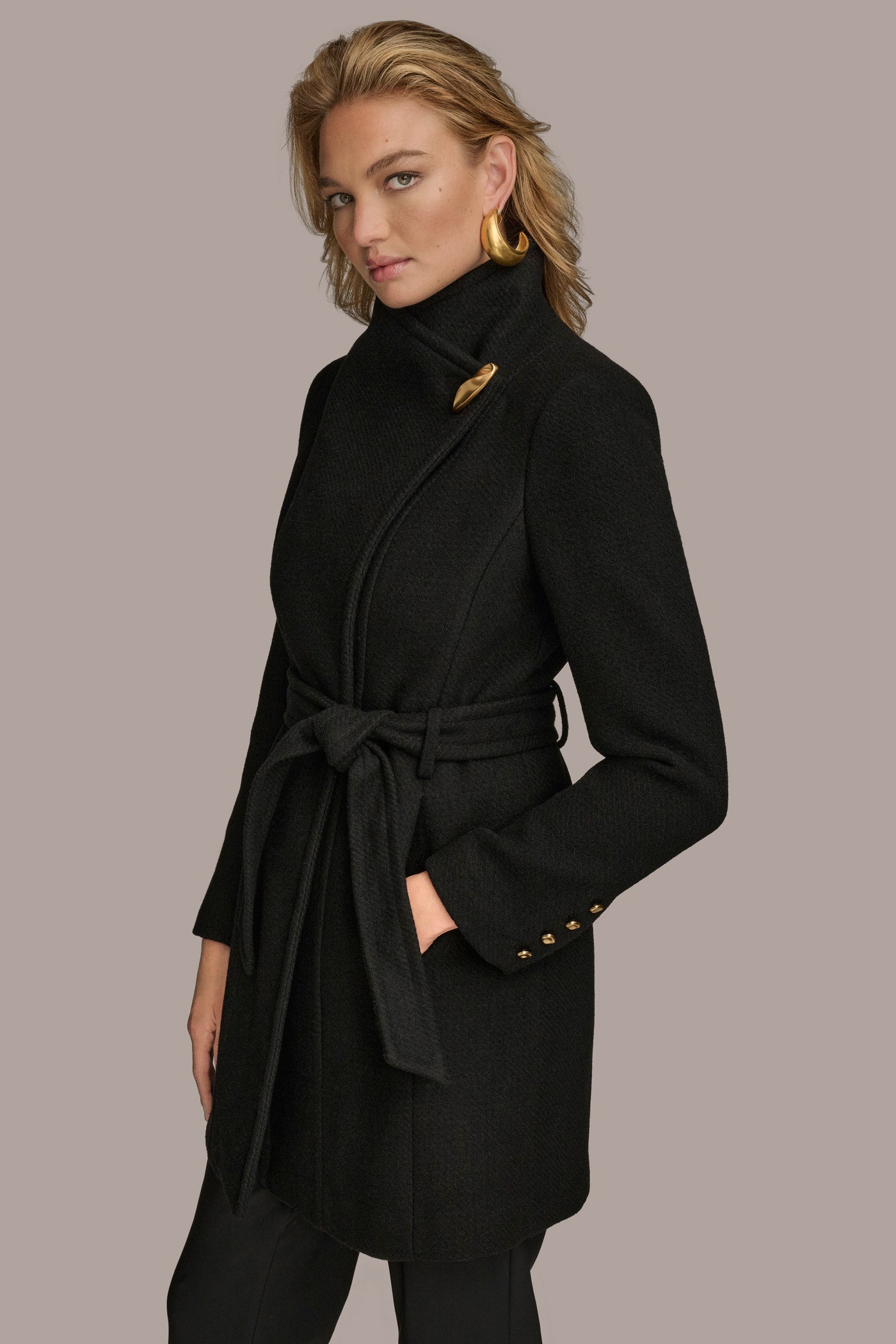 WING COLLAR COAT VIEW 8