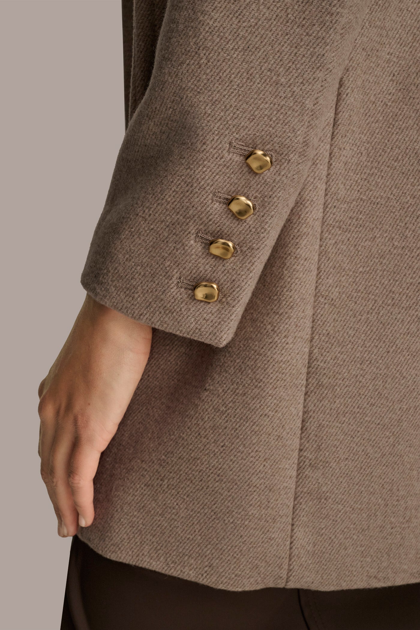WING COLLAR COAT VIEW 6