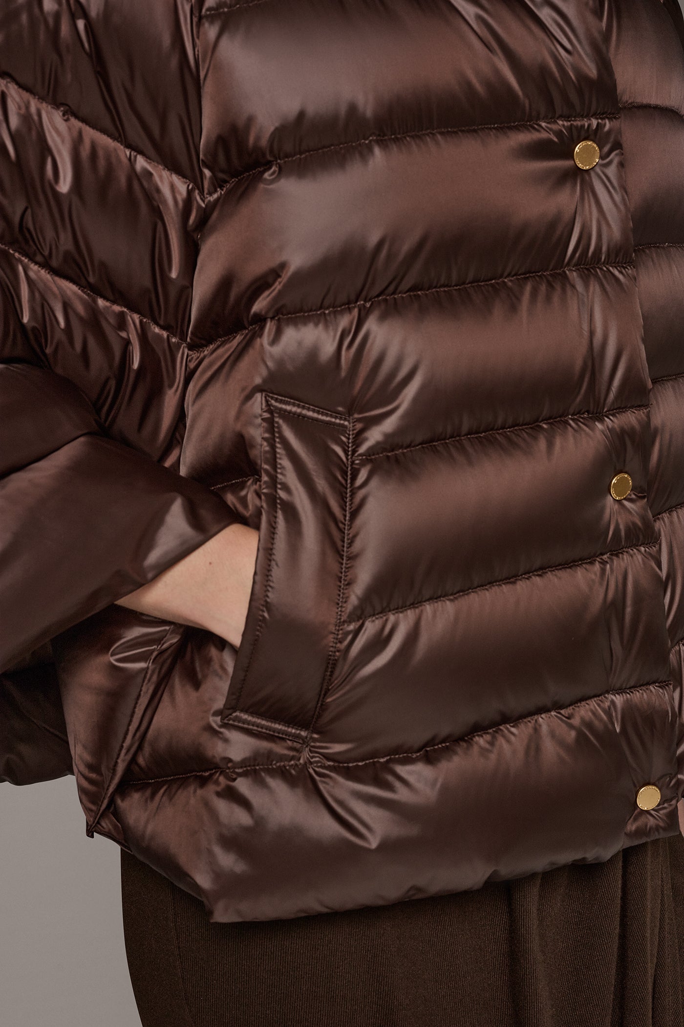 3/4 SLEEVE DOWN PUFFER CAPE VIEW 7