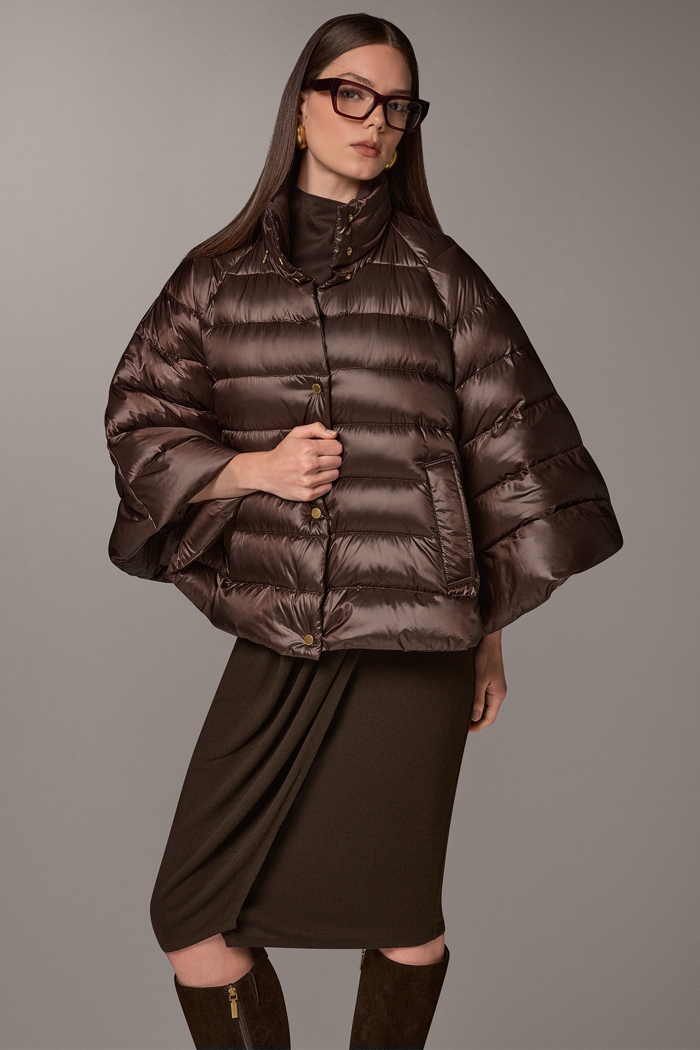 3/4 SLEEVE DOWN PUFFER CAPE VIEW 3