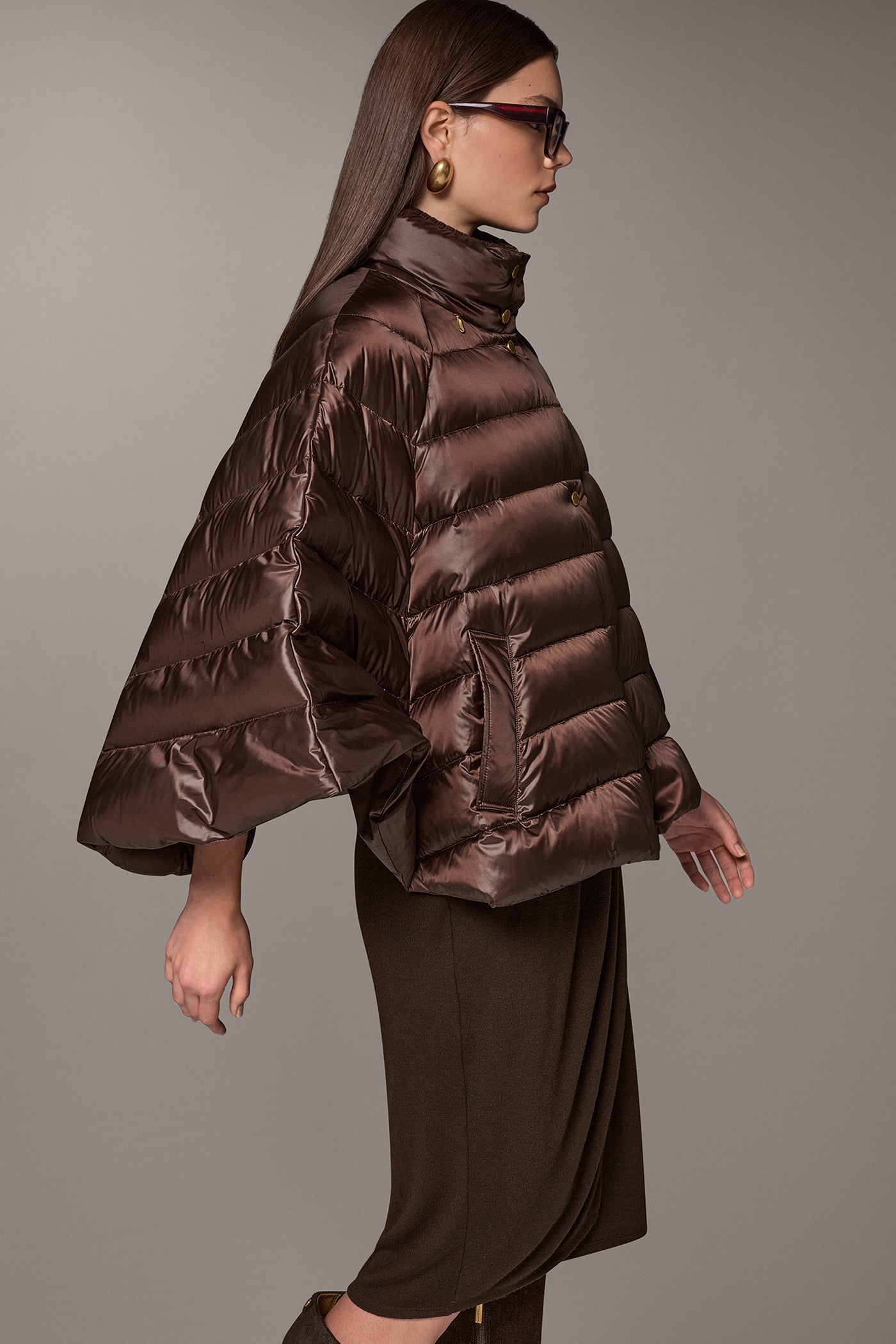 3/4 SLEEVE DOWN PUFFER CAPE VIEW 2