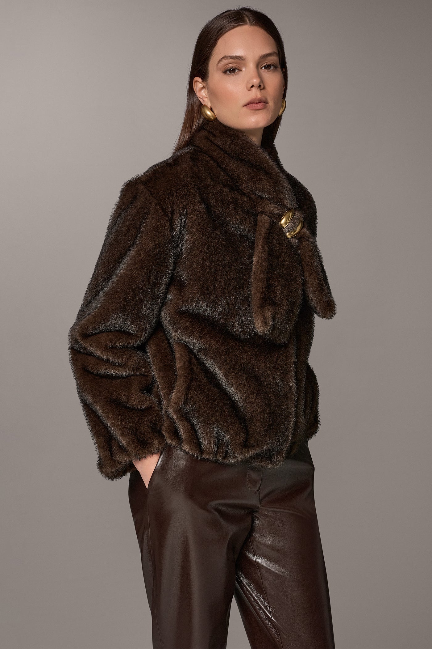 FAUX FUR SCARF COAT VIEW 2