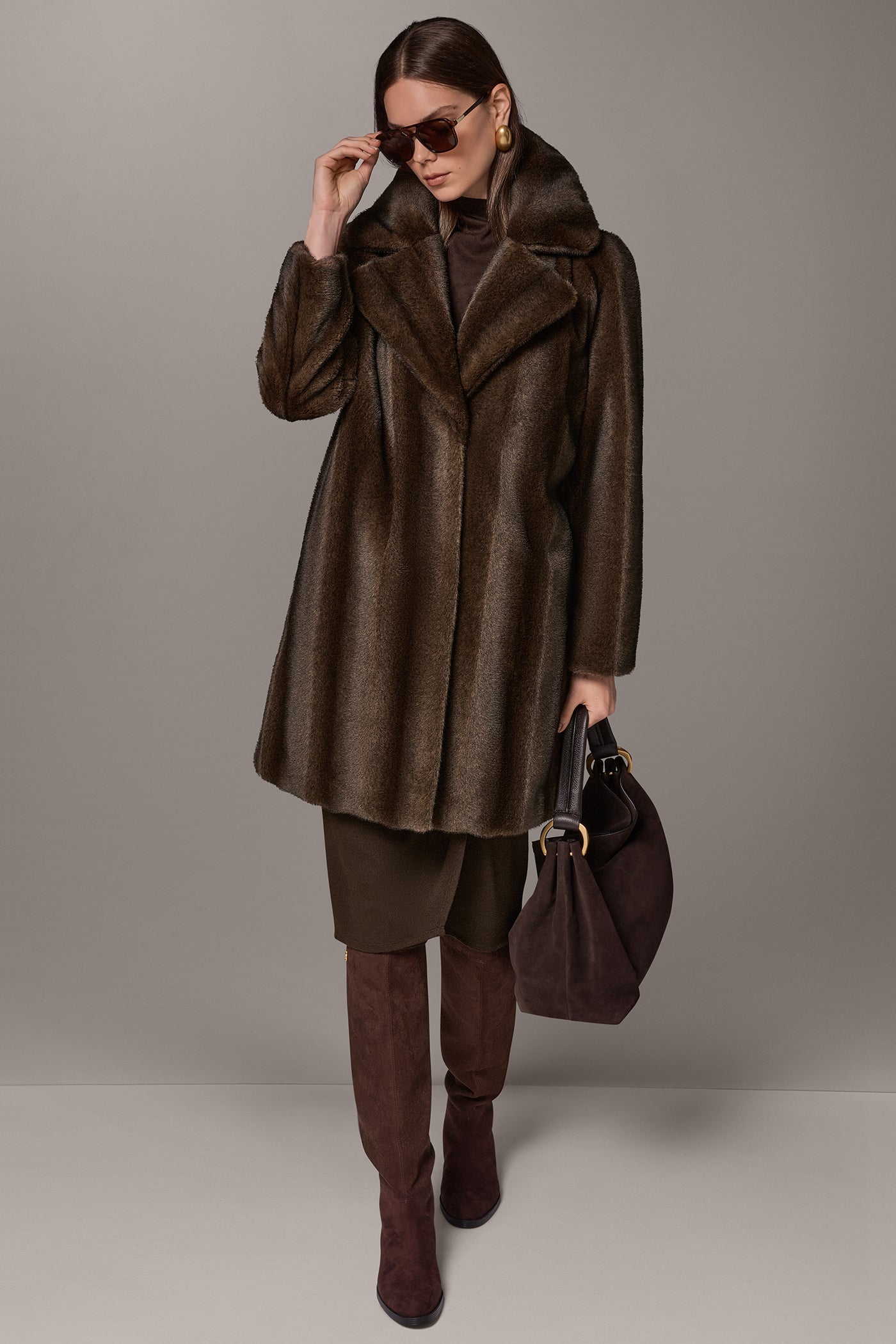 LUXE FAUX FUR COAT VIEW 7