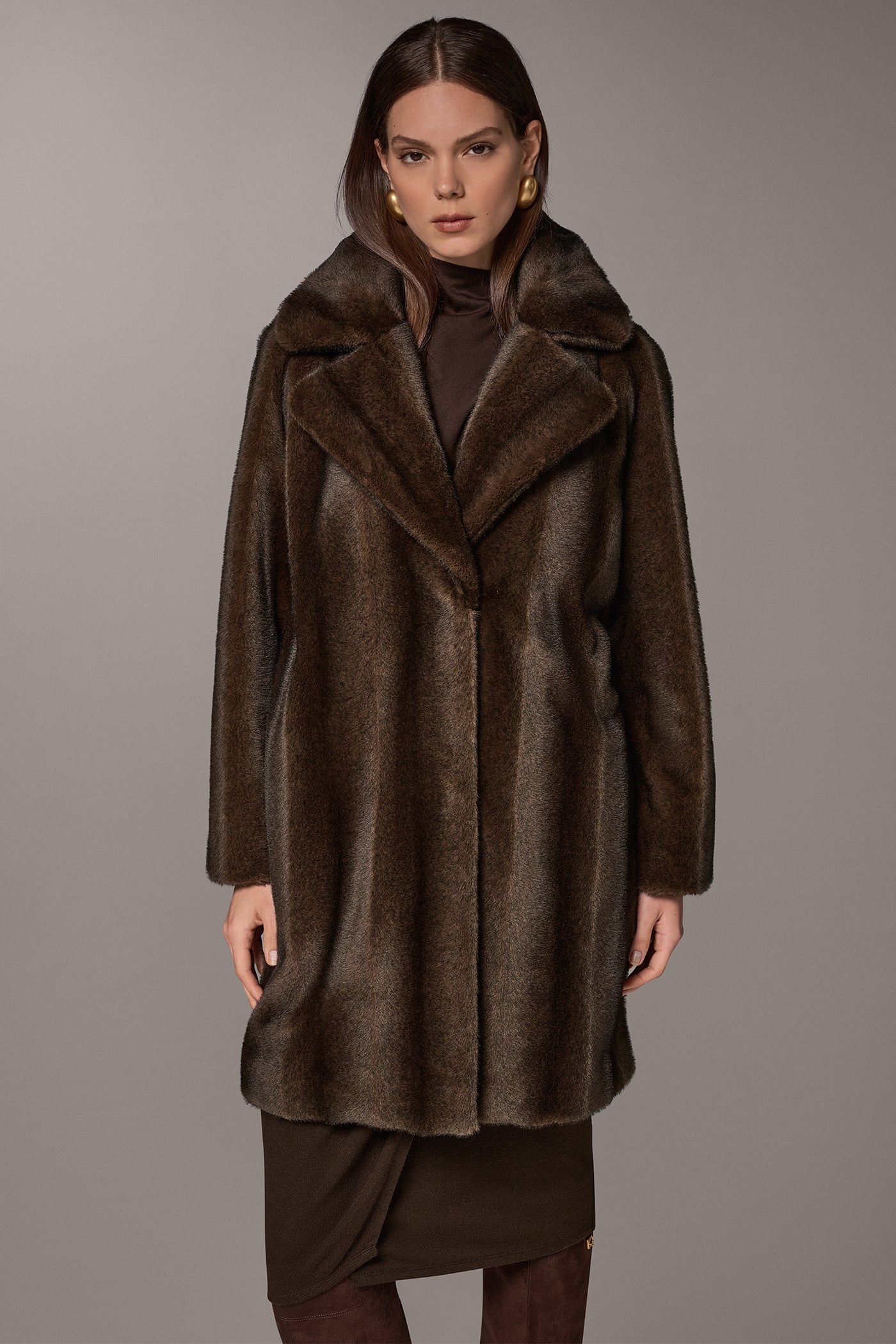 LUXE FAUX FUR COAT VIEW 1
